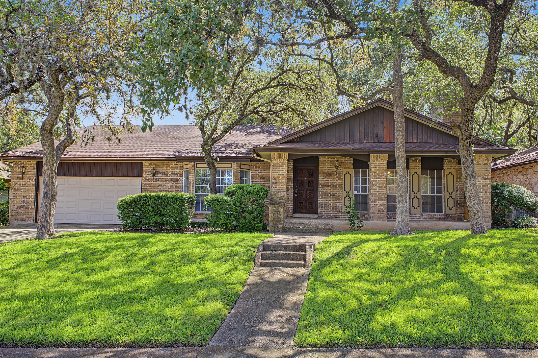 9223 Warriors Creek Dr — photo