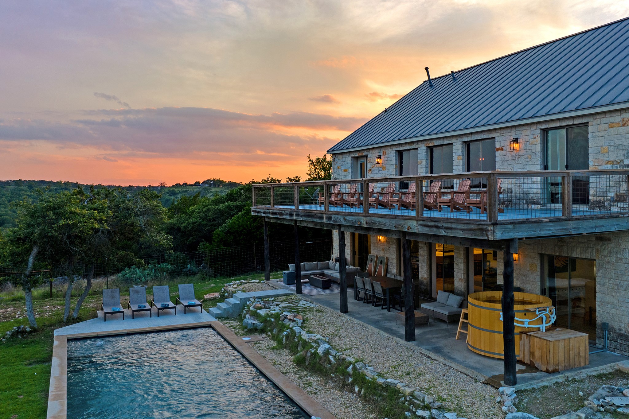 117 Point Road, Fredericksburg, TX 78624 — photo 2