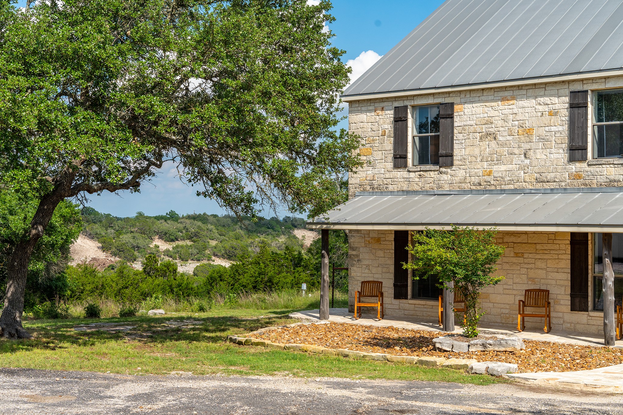 117 Point Road, Fredericksburg, TX 78624 — photo 3