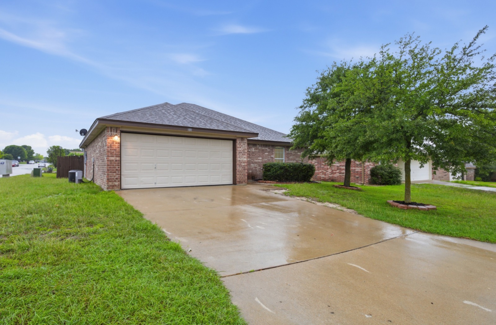 101 Soapstone Dr — photo