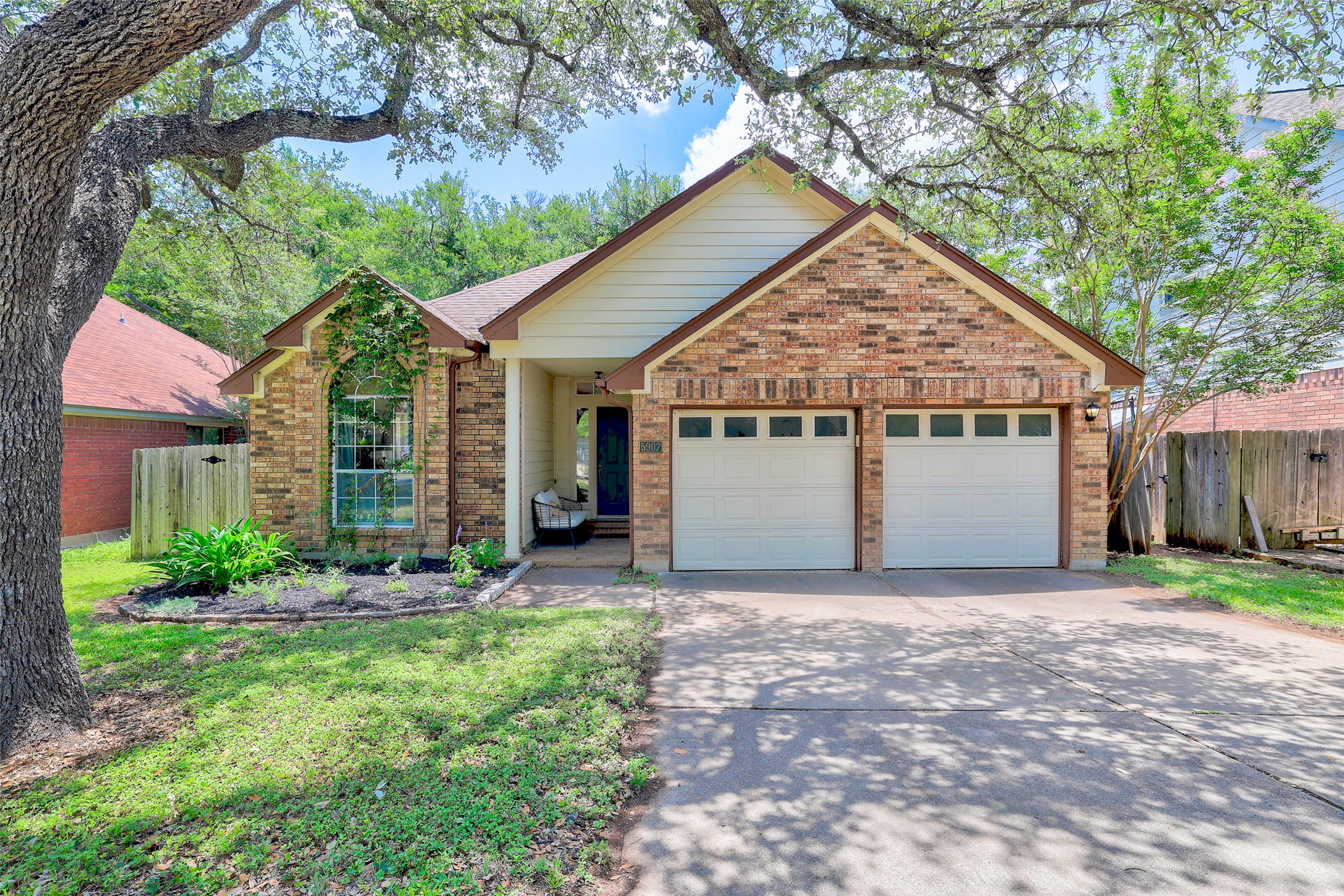 5907 Shanghai Pierce Rd — photo