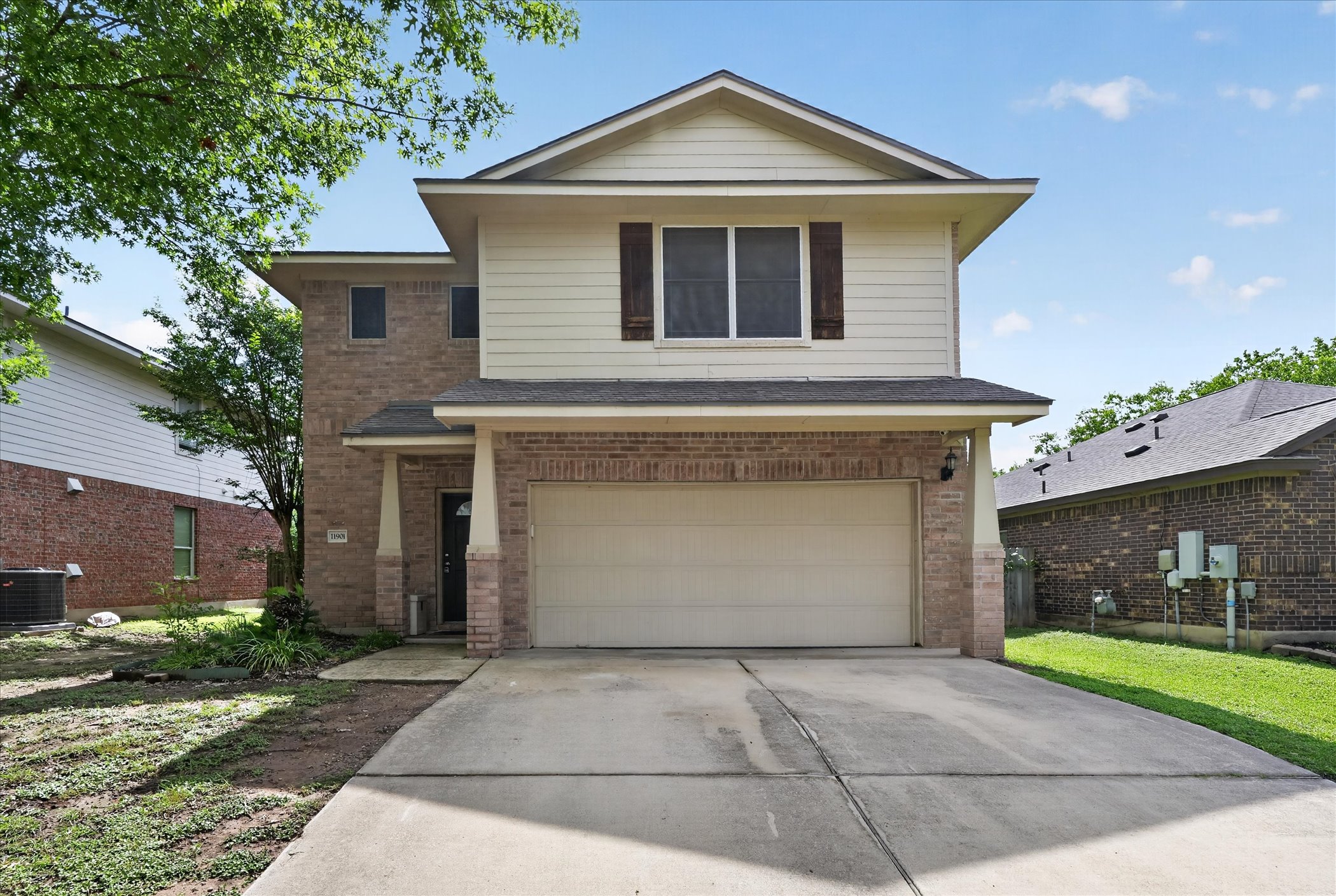 11901 Buzz Schneider Ln — photo
