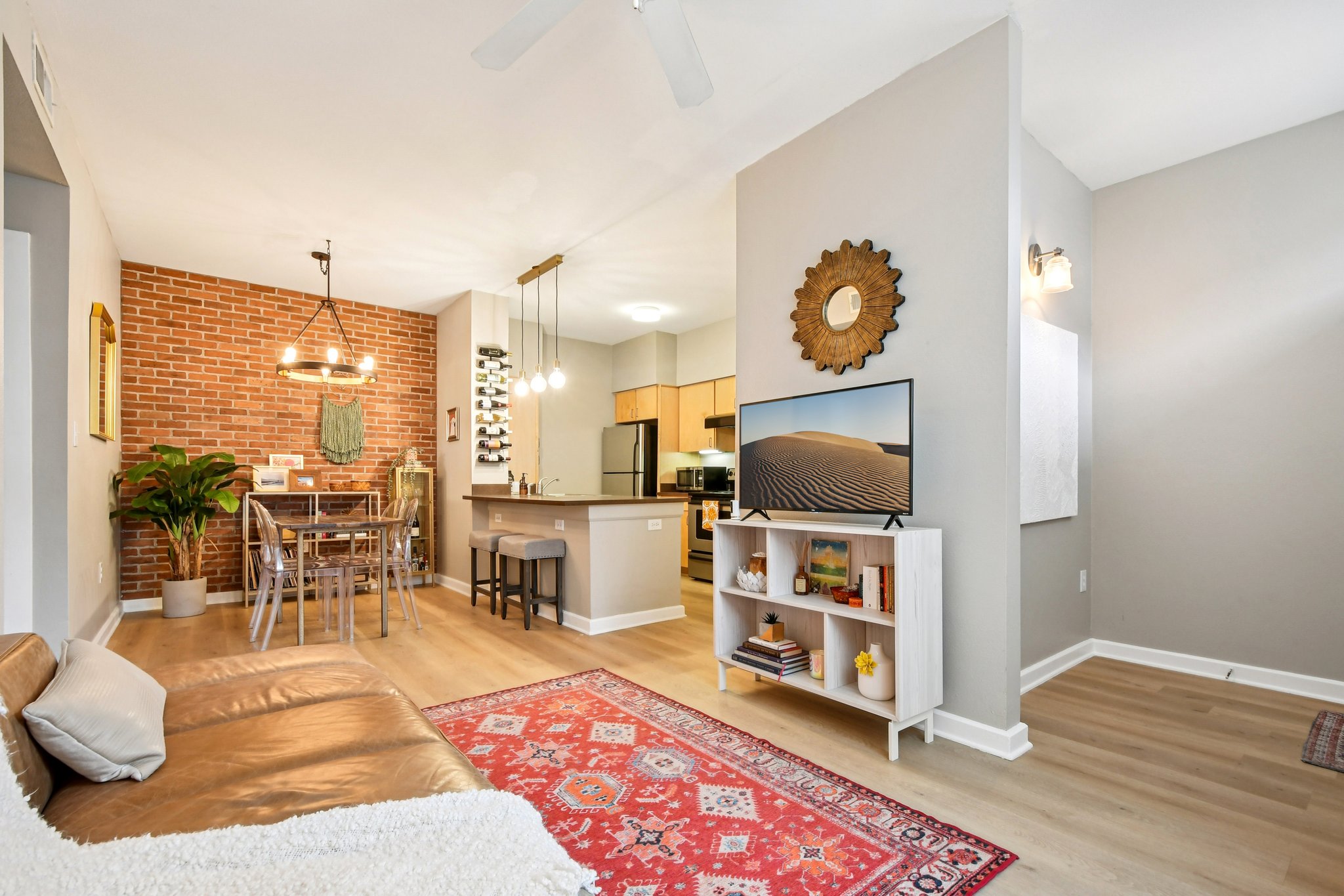 1201 Grove Blvd 1604 — photo