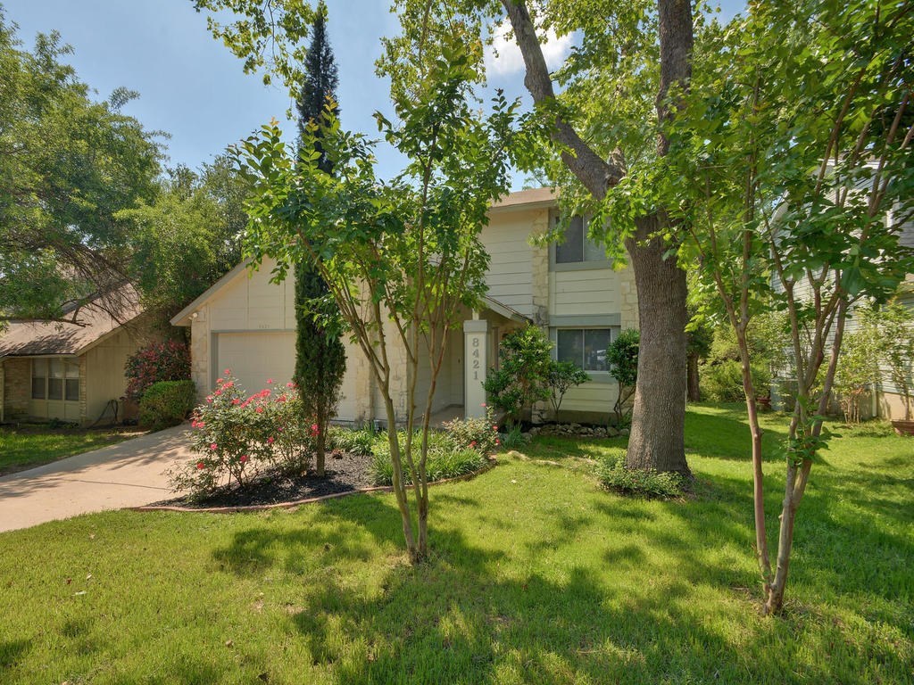8421 Spring Valley Dr — photo