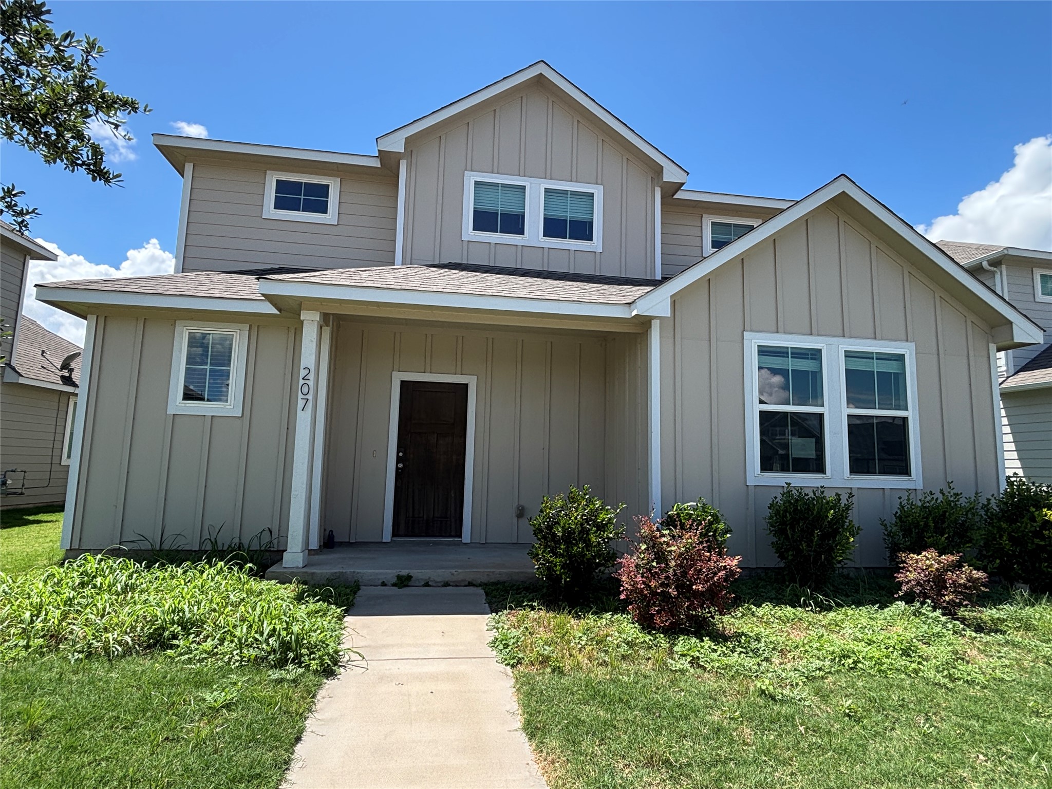 207 Whisper Rill Dr — photo