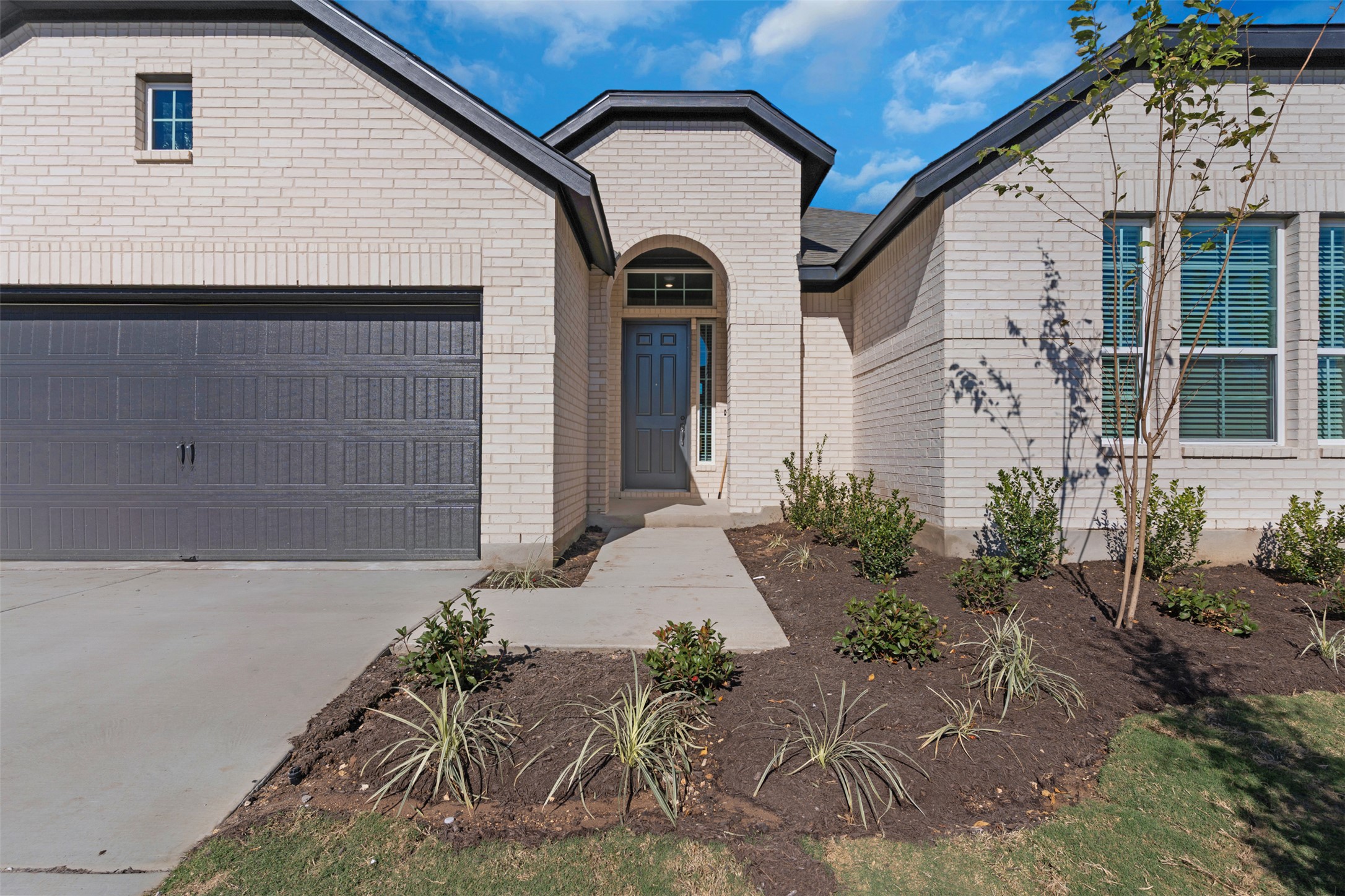 328 Ridgewell Loop, Georgetown, TX 78633 — photo 2
