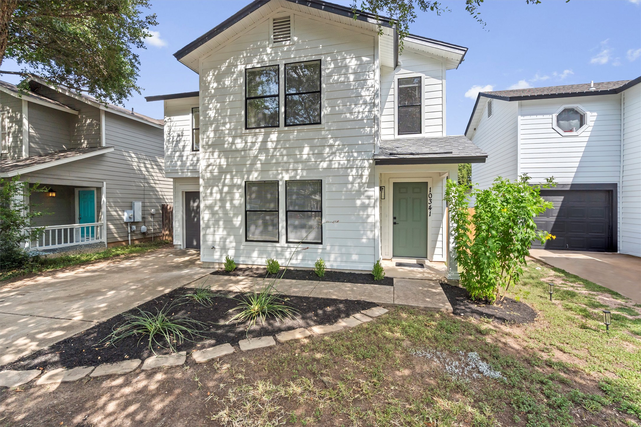 10341 Garbacz Dr — photo