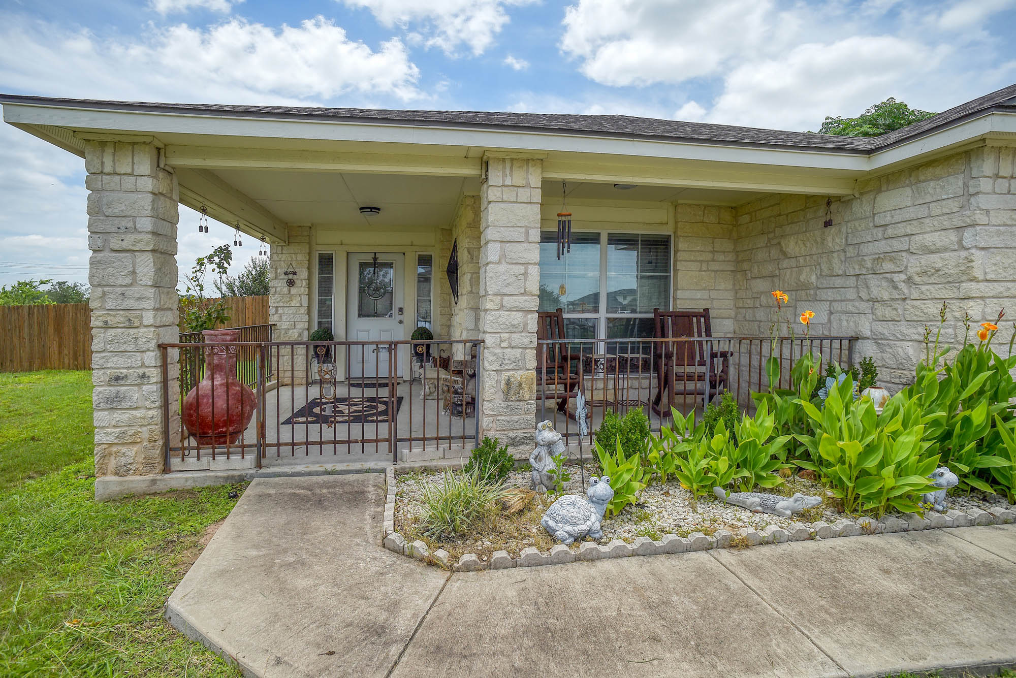 409 S. Hunting Lodge Ln — photo