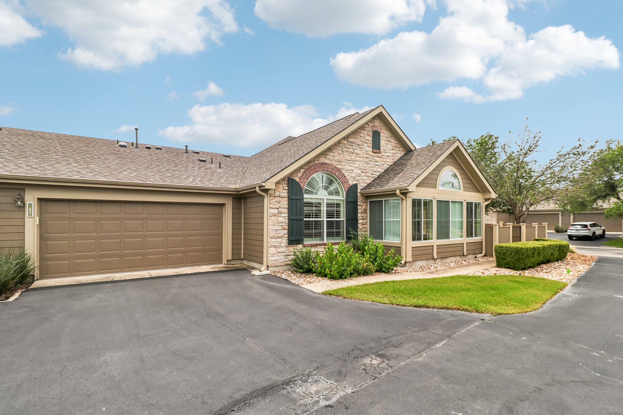 30 Wildwood Dr 41 — photo