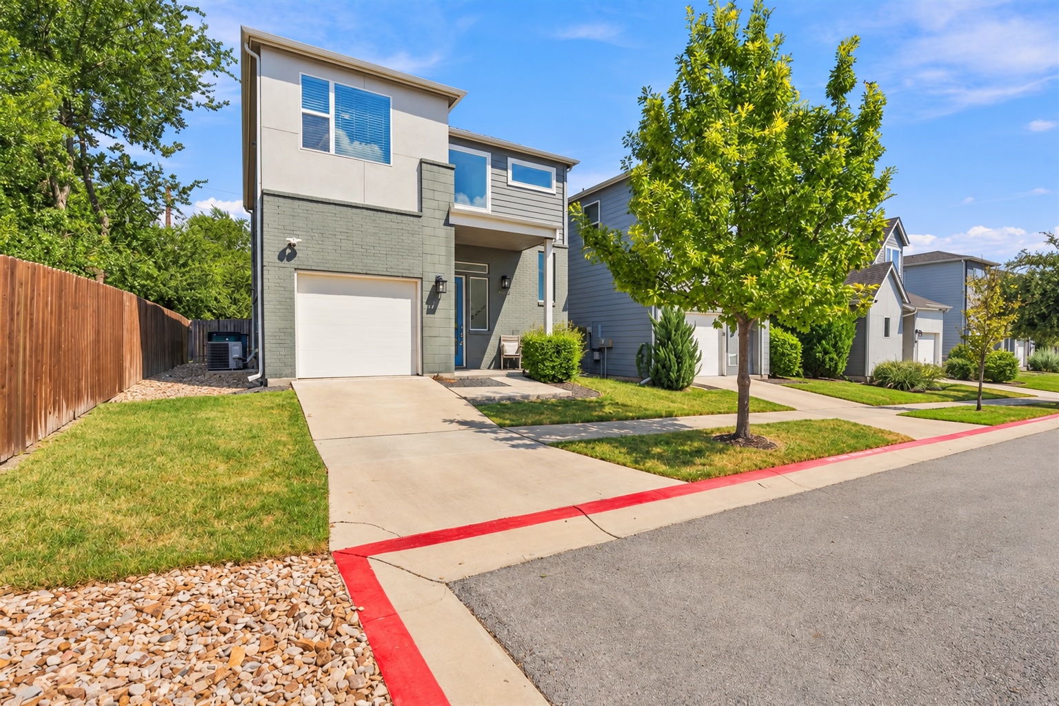 1404 Limelight Ln — photo