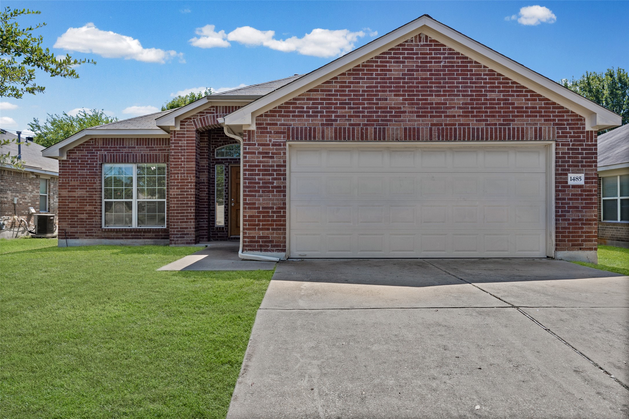 1485 Rainbow Parke Dr — photo
