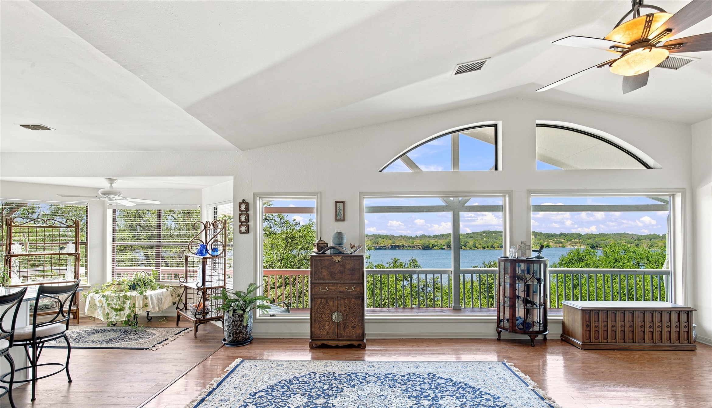 2406 Patriot Dr — photo