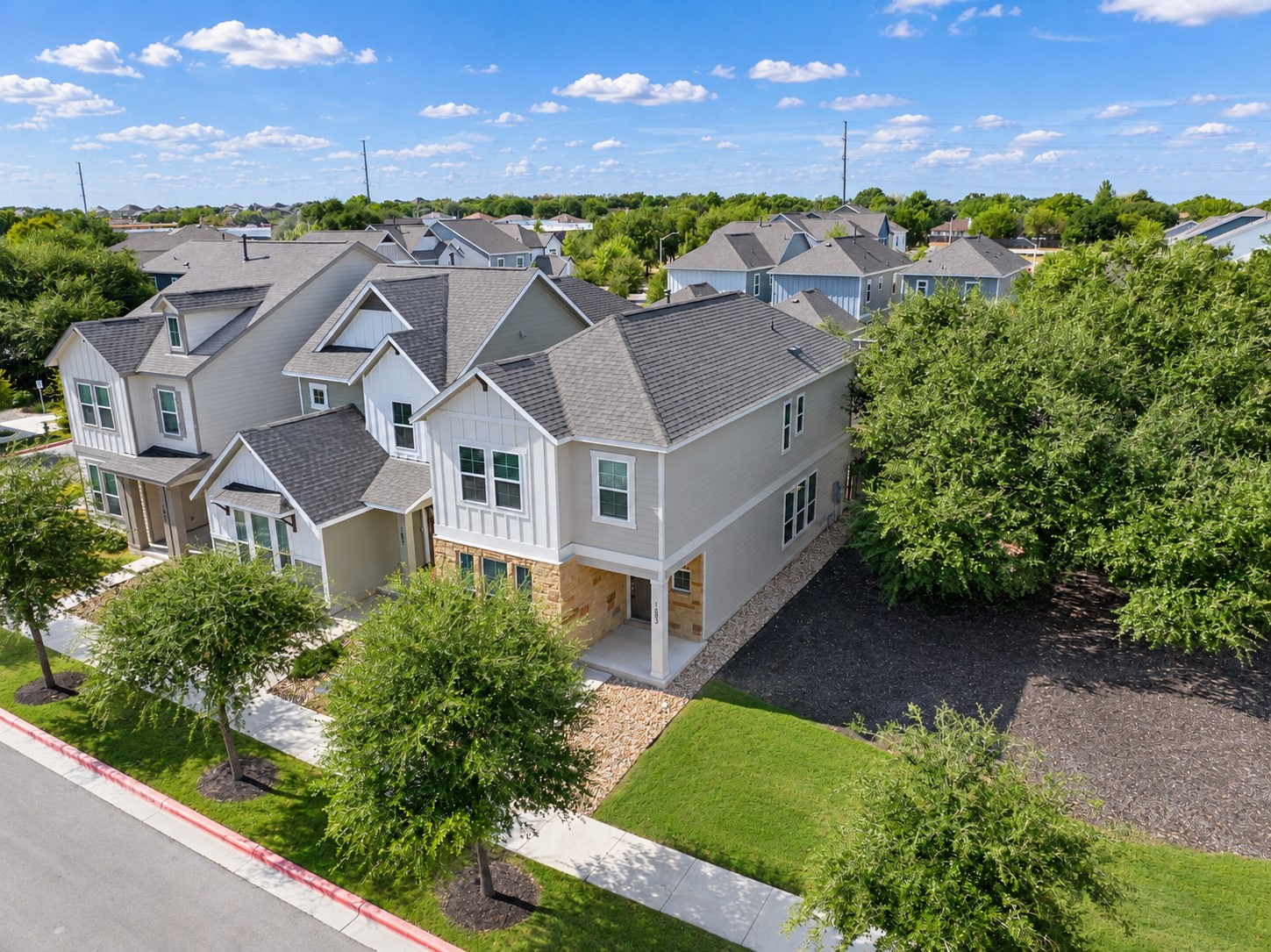 1653 Coral Sunrise Trl — photo