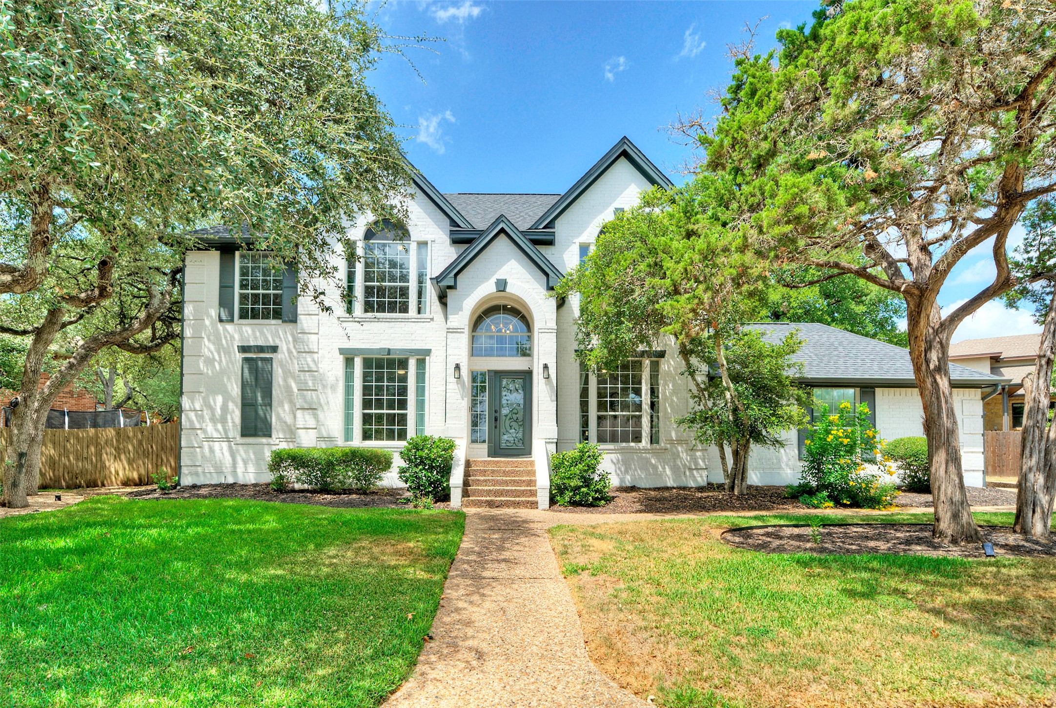 3002 Barton Point Cir — photo