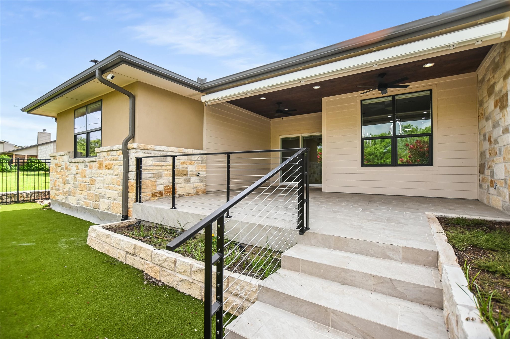 416 Hi Cir W Unit B — photo