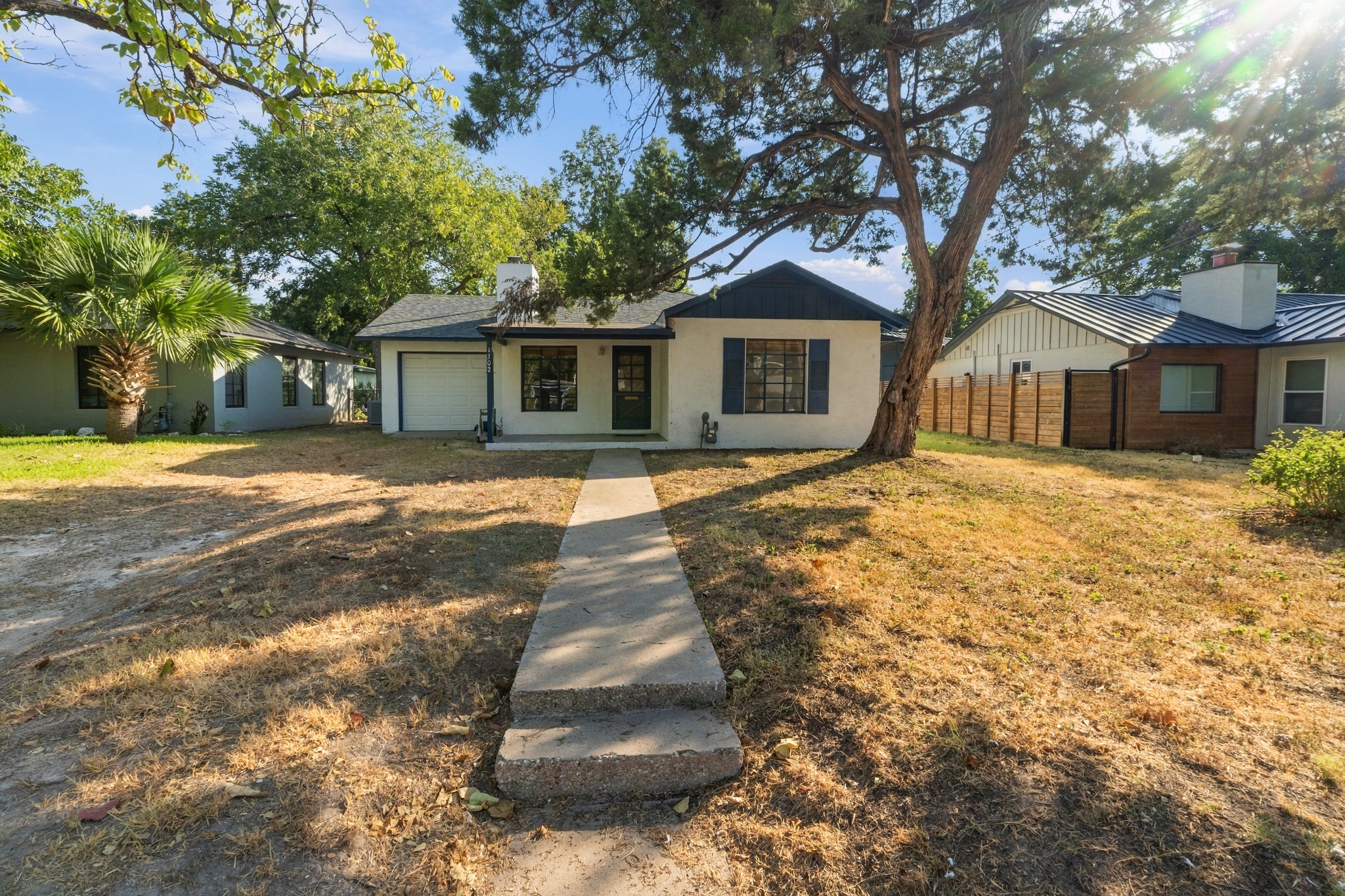 1302 Bentwood Rd — photo