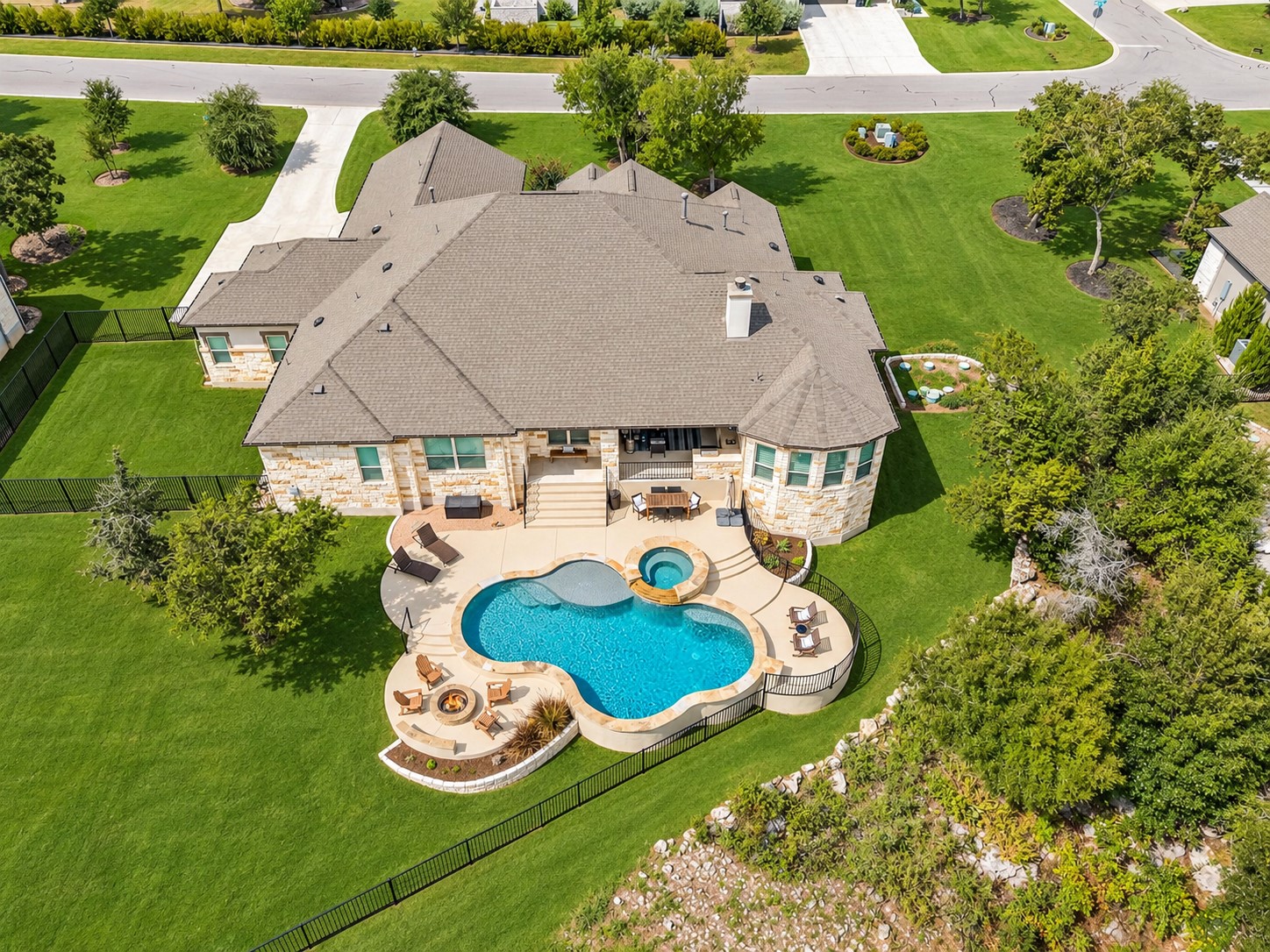 3508 Elm Ridge Dr — photo