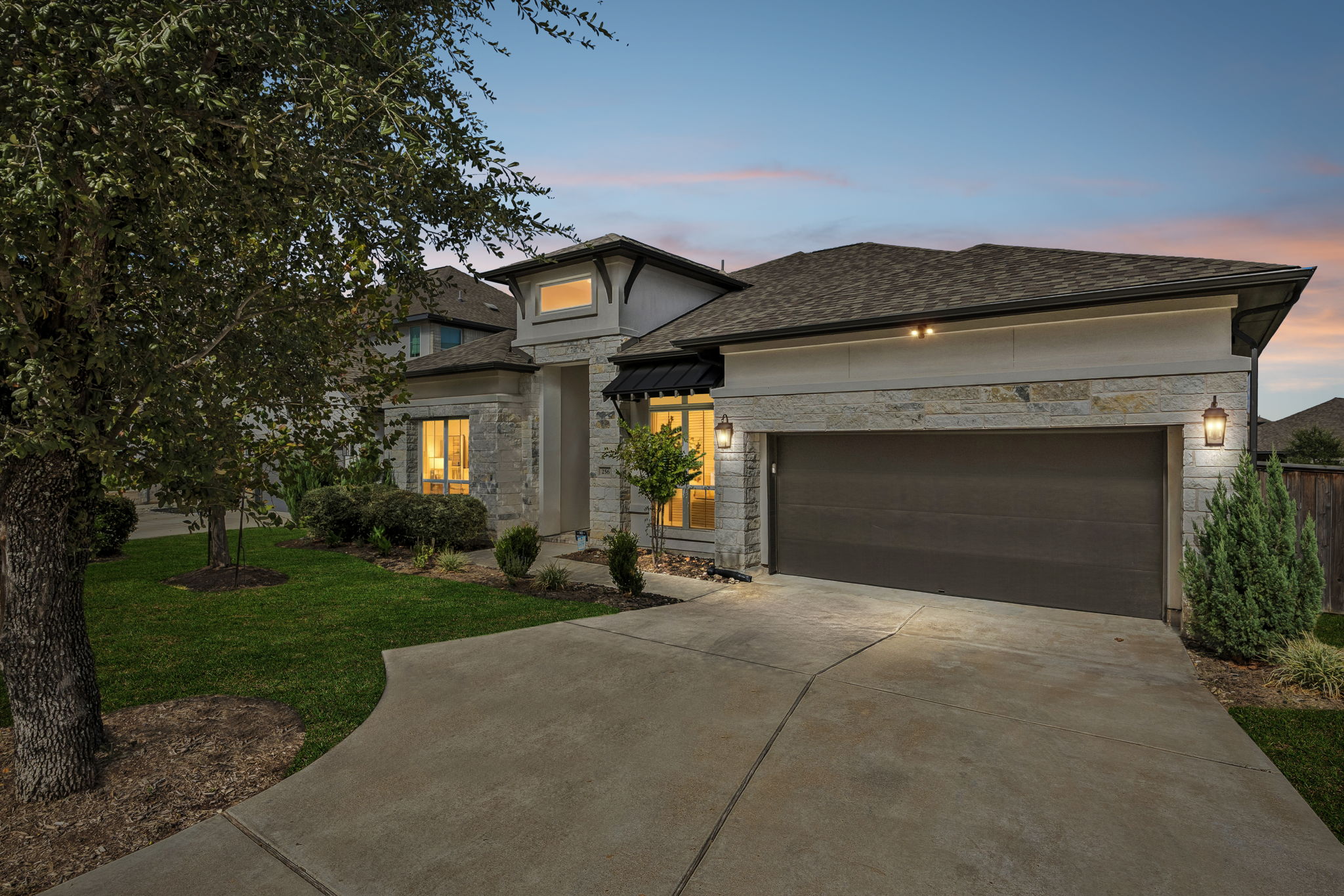 256 Coyote Creek Way — photo