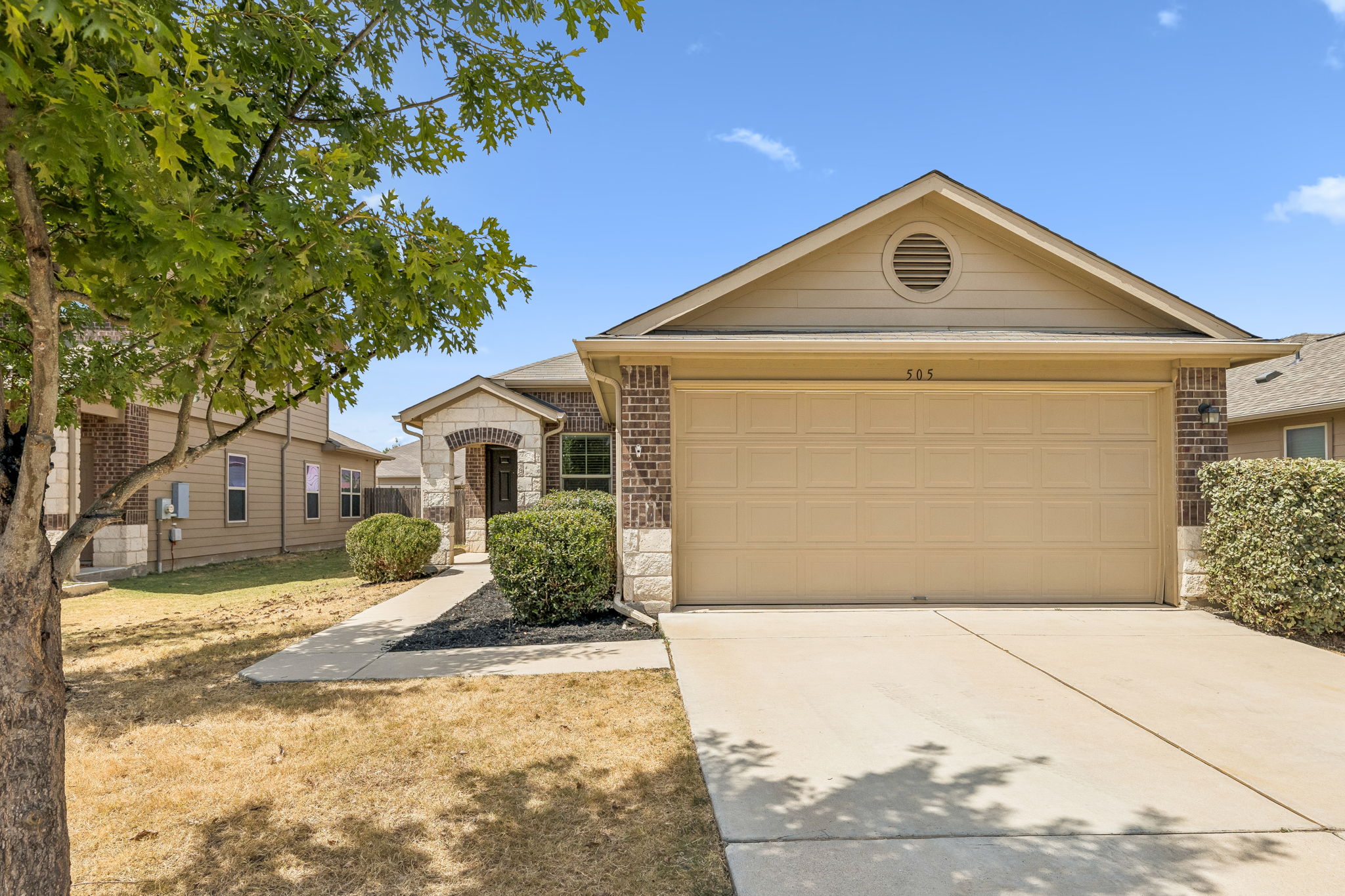 505 Pinnacle Dr — photo