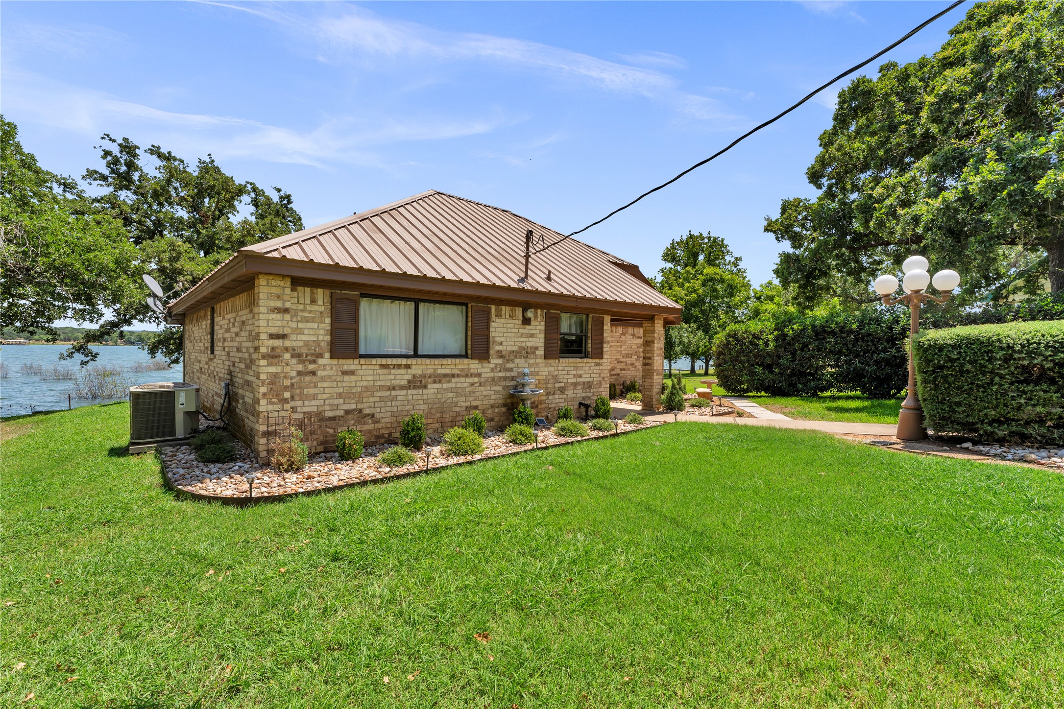 386 Lake Loop, Tow, TX 78672 — photo 3