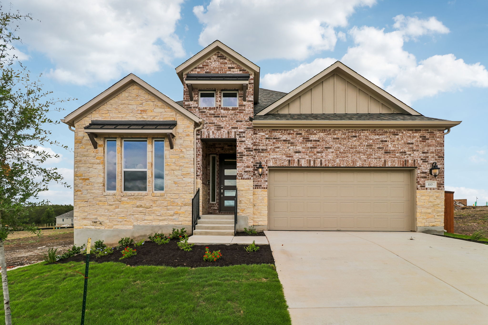 110 Cancho Hill Dr — photo