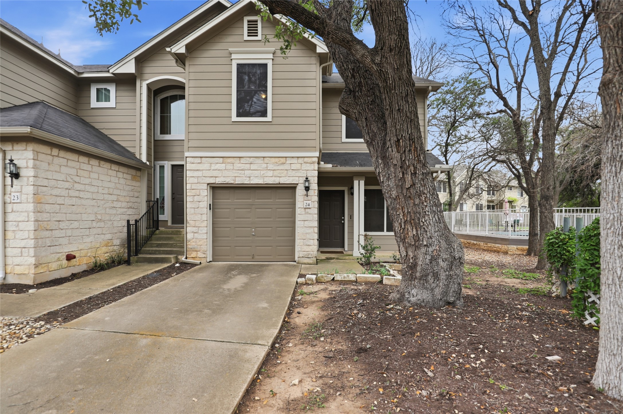 4501 Whispering Valley Dr 24 — photo