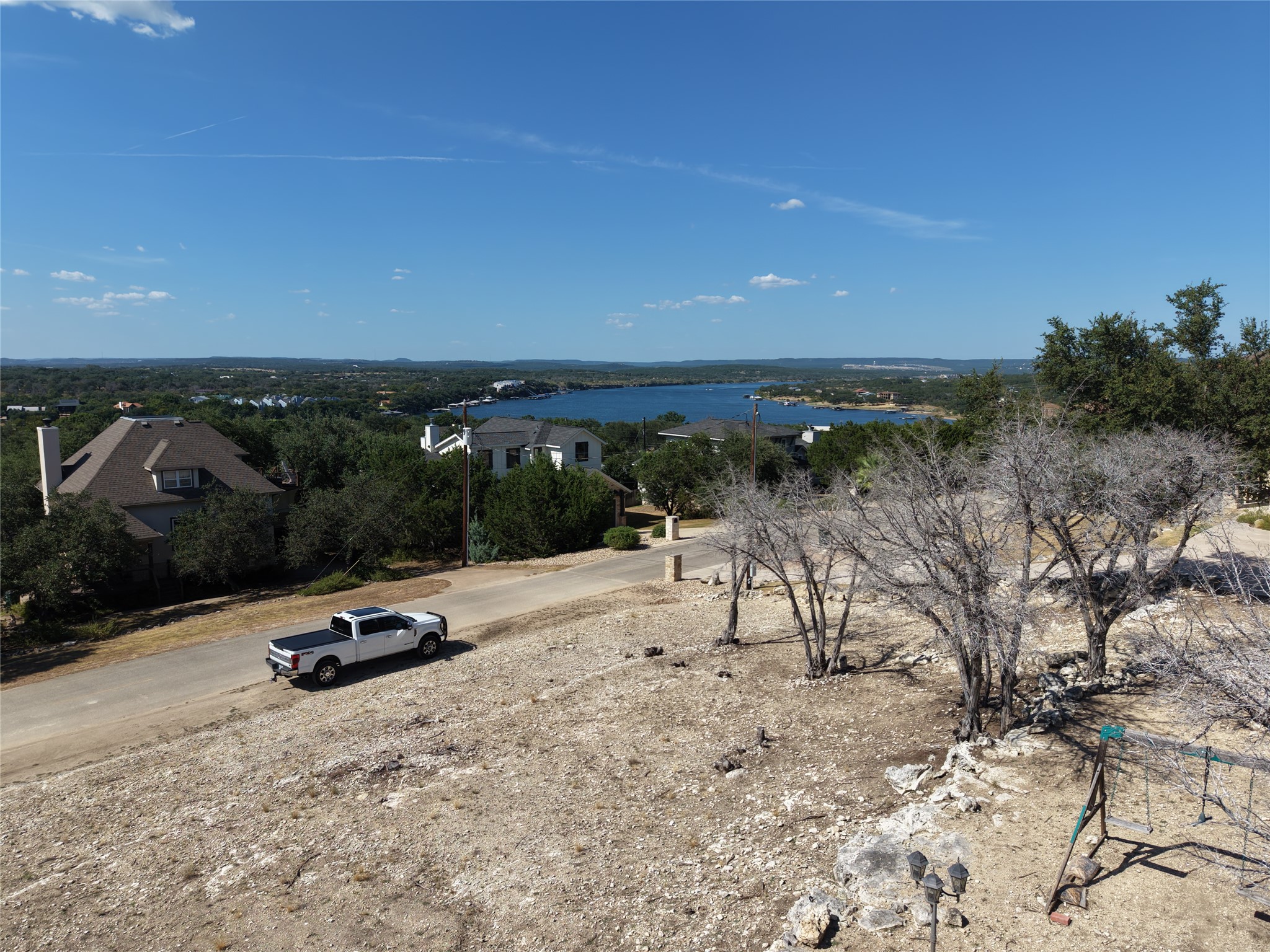 403 Sinclair Drive, Spicewood, TX 78669 — photo 2