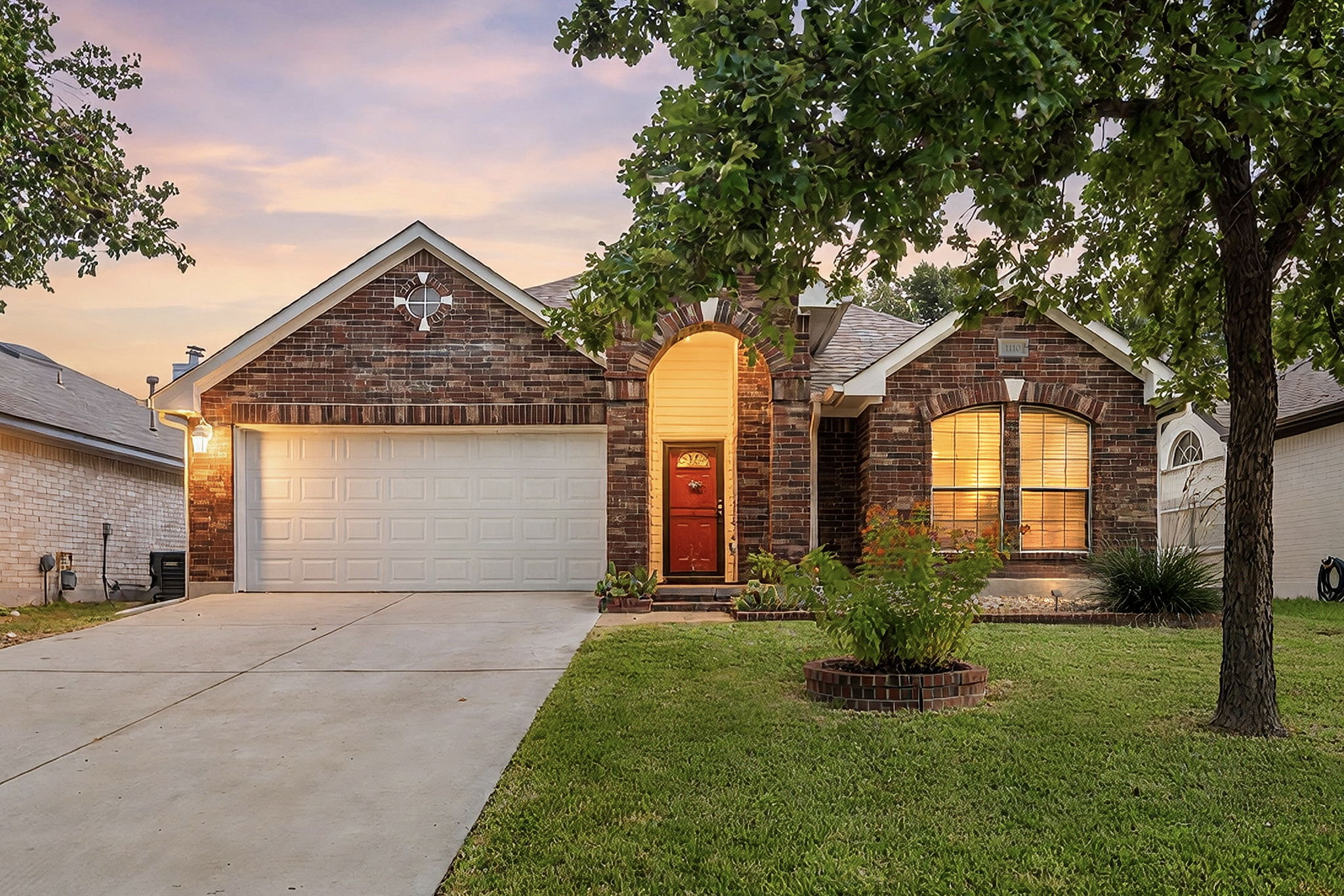 1110 Hatteras Dr — photo
