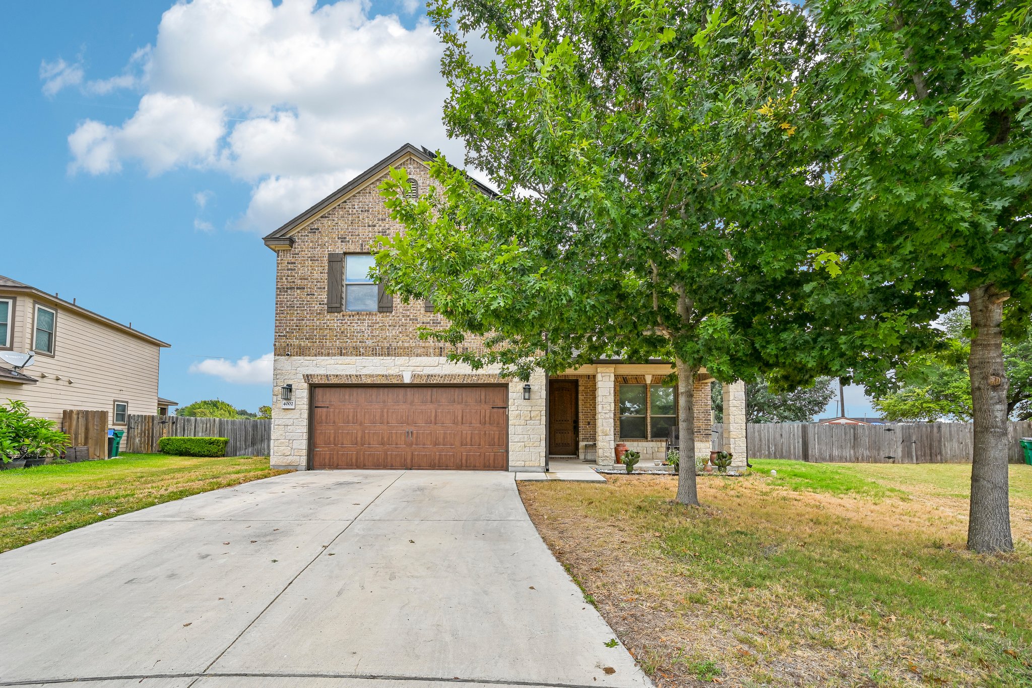 4002 Kings Canyon Dr — photo