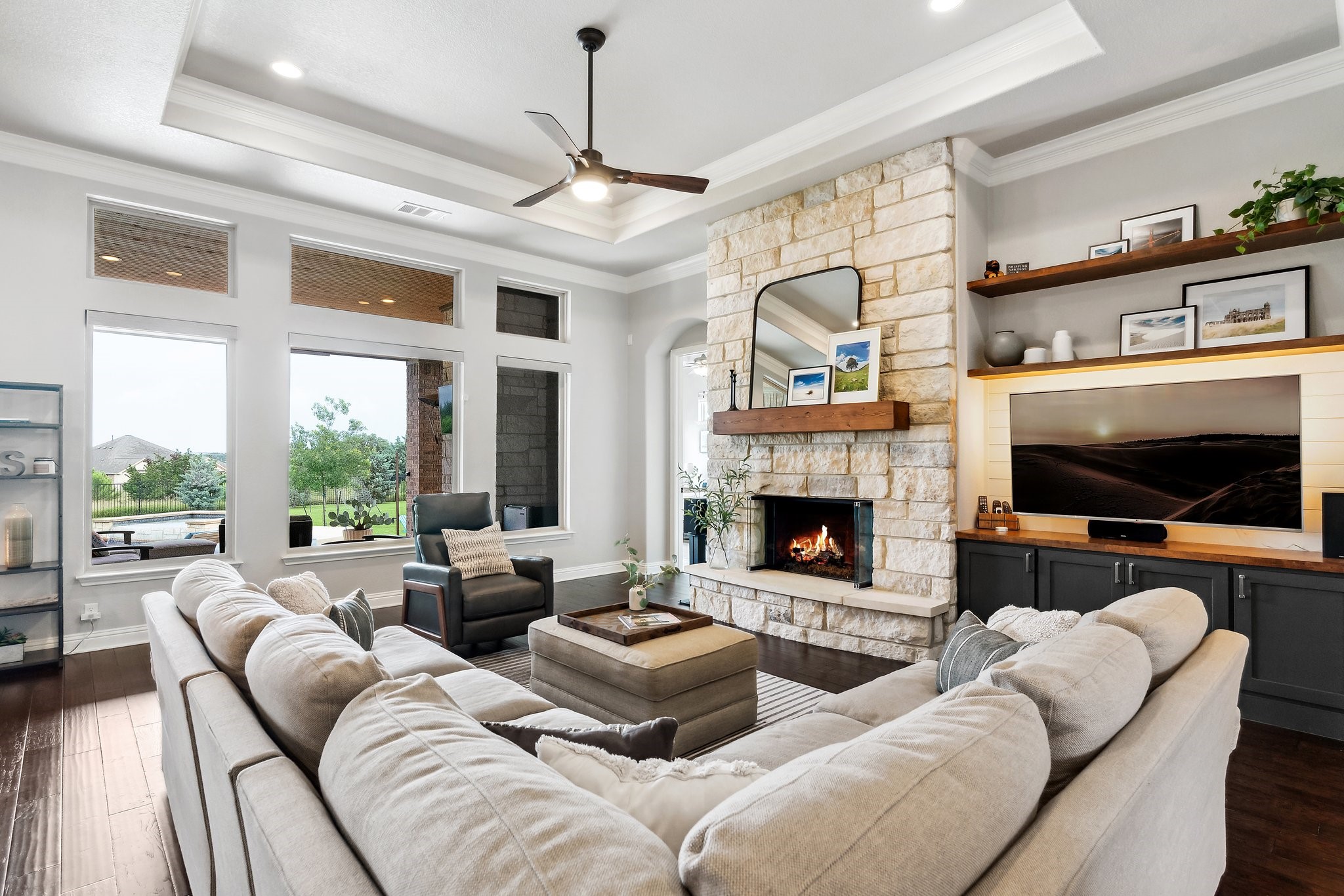 273 Ranch Ridge Drive, Dripping Springs, TX 78620 — photo 2