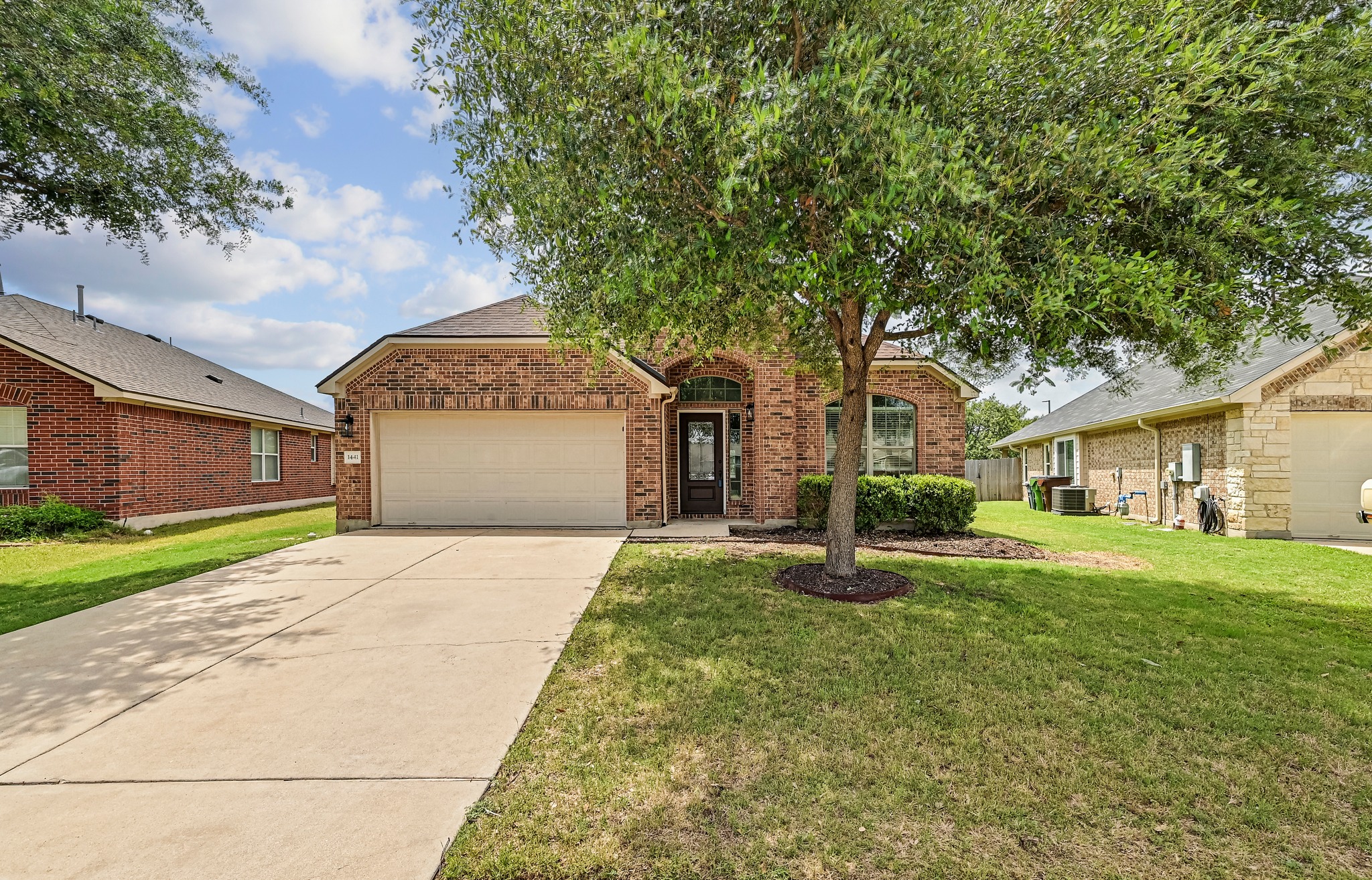 1441 Rainbow Parke Dr — photo