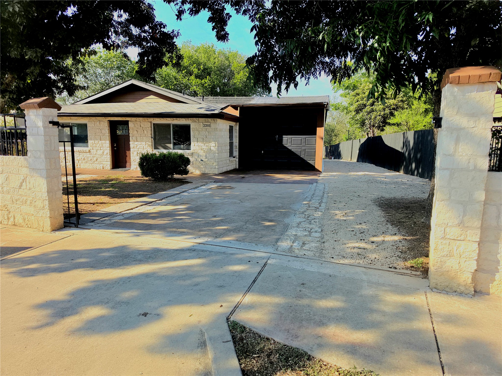 2201 Teri Rd — photo