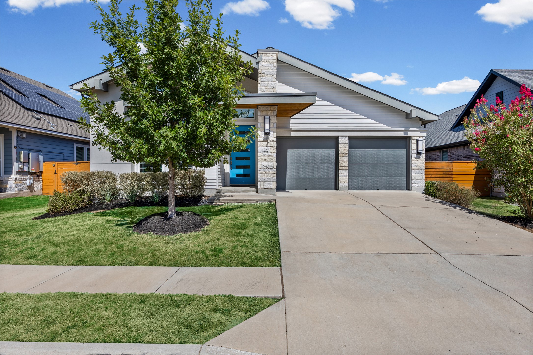8317 Donnelley Dr — photo