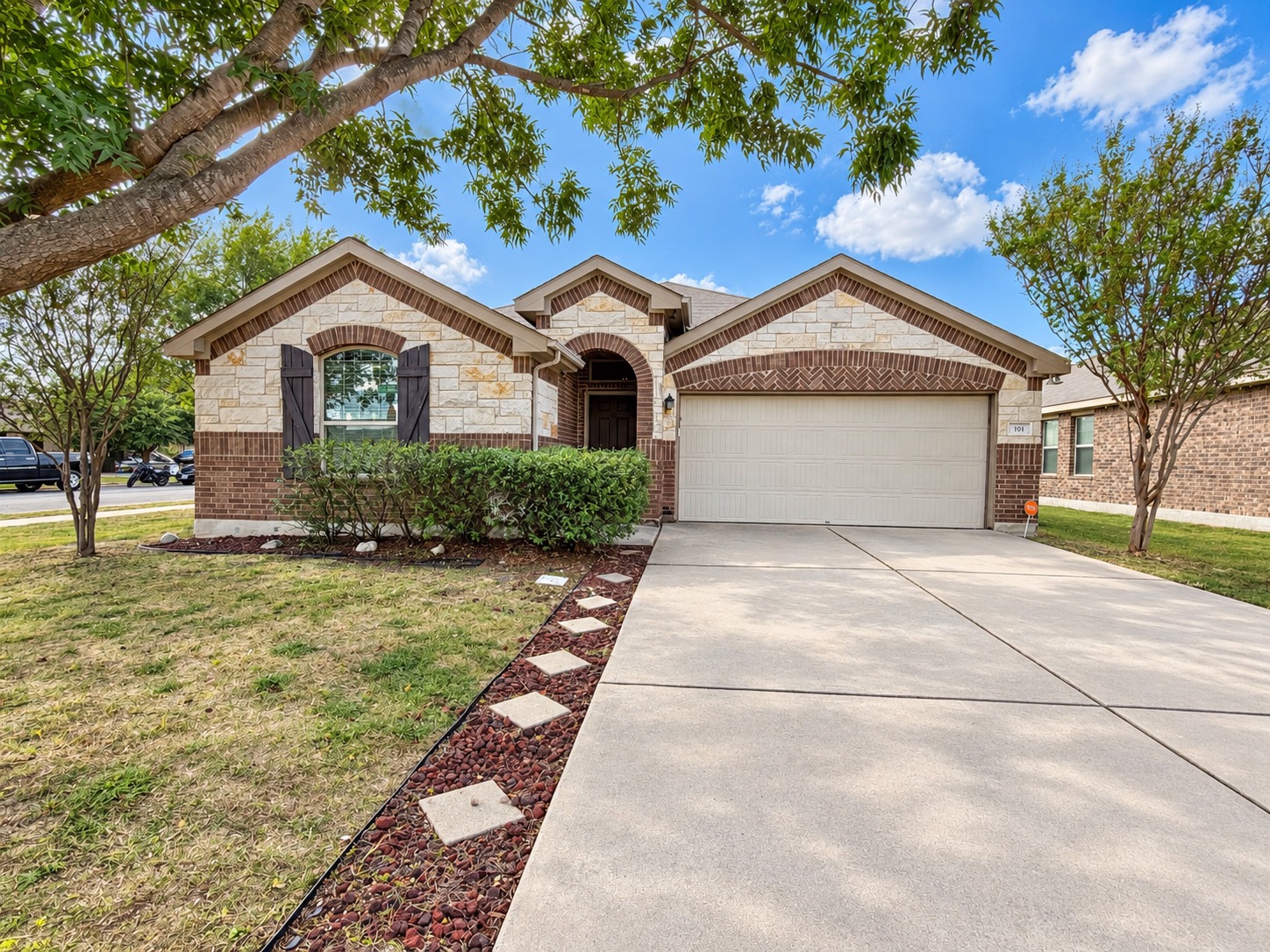 101 Marklawn Ln — photo