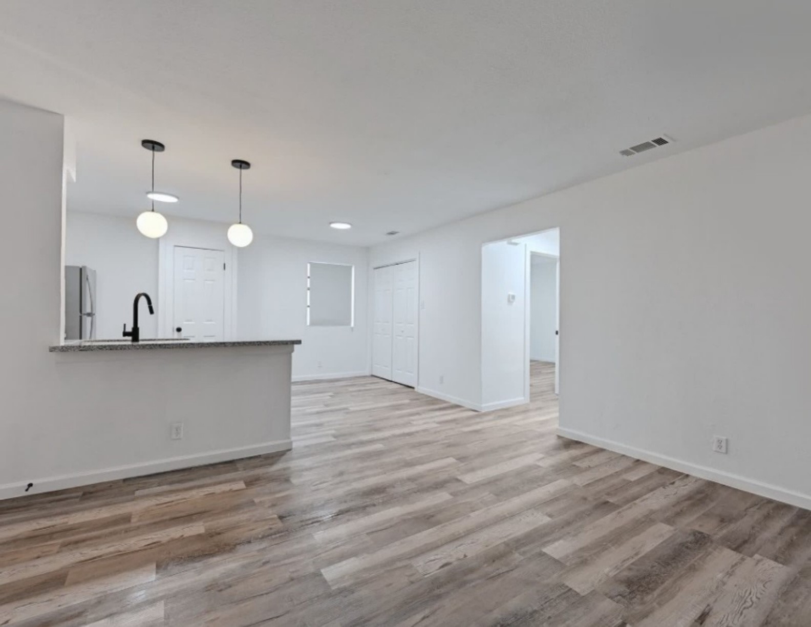 2303 Cedrick CV B — photo