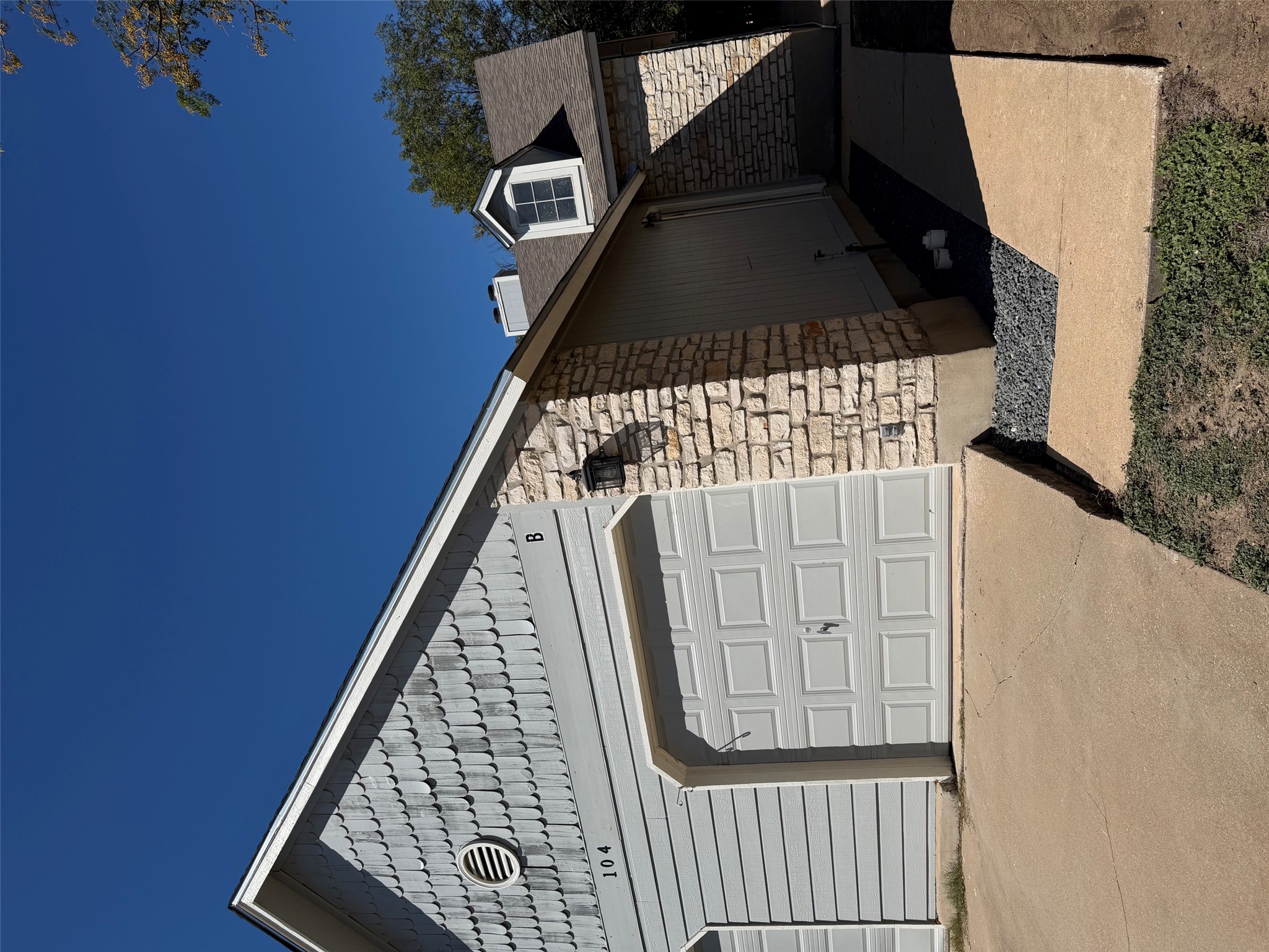 104 Flying Jib Ct Unit B — photo