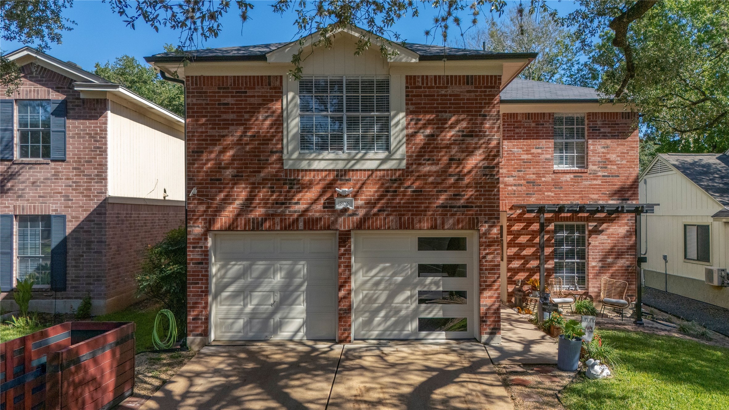 806 Tensley Trl — photo