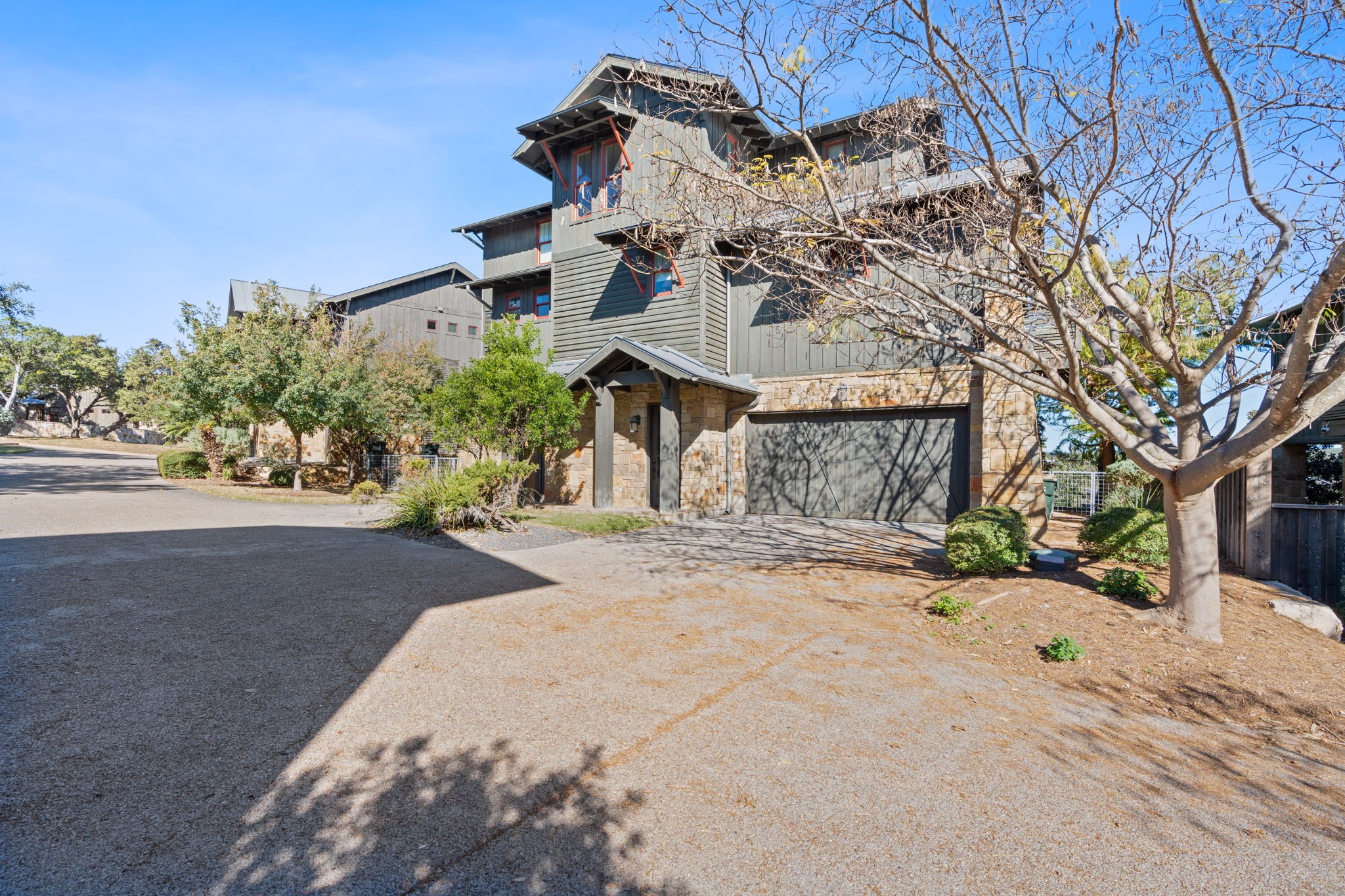 2208 Seabiscuit CV 133 — photo