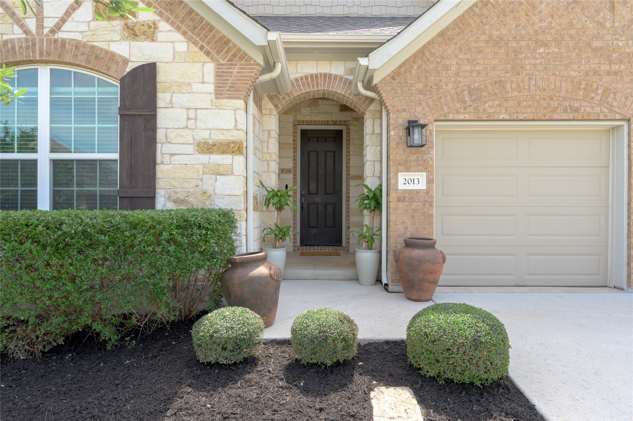 2013 Waterview Road, Georgetown, TX 78628 — photo 3