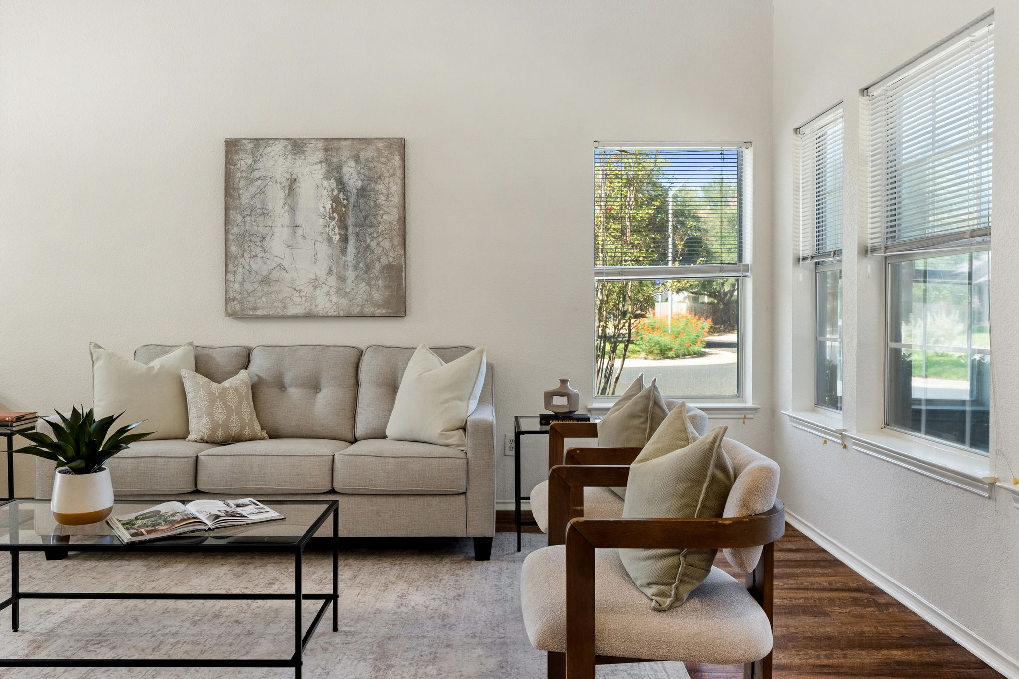 109 Prairie Springs CV — photo