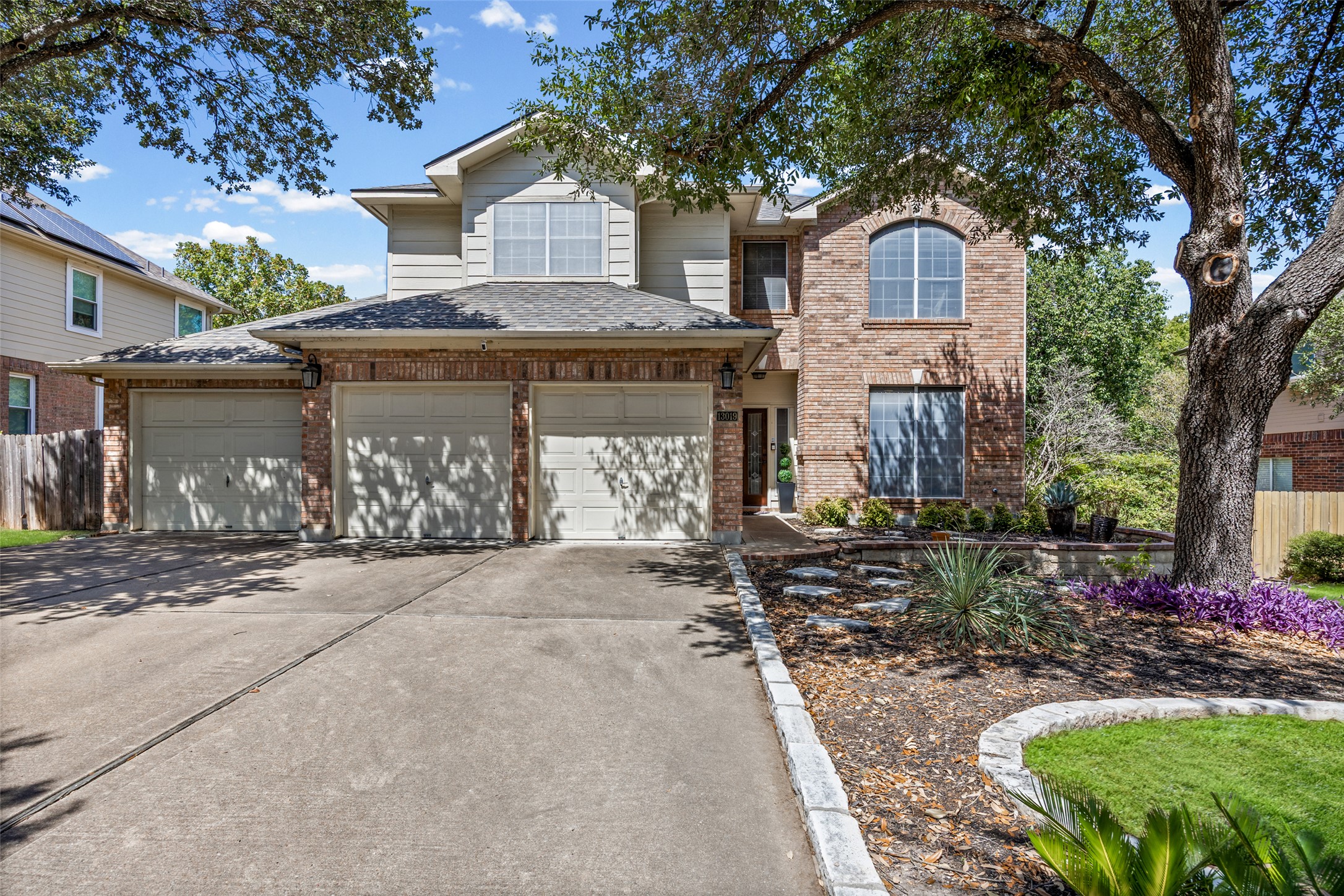13019 Scofield Farms Dr — photo