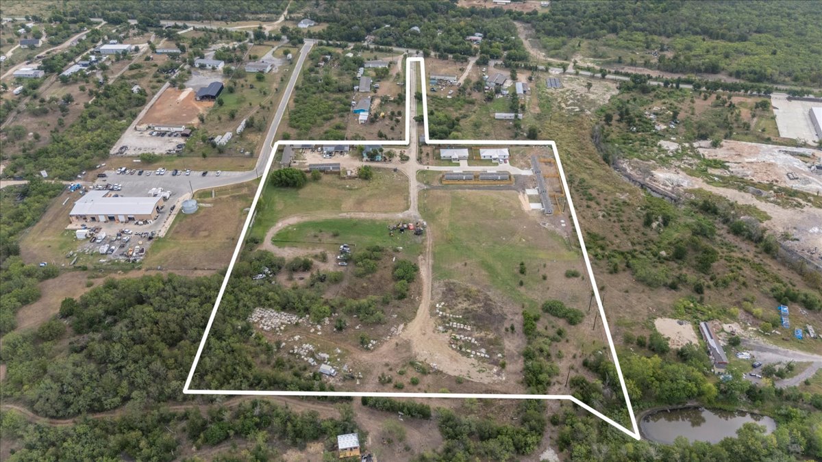 9231 Williamson Rd — photo