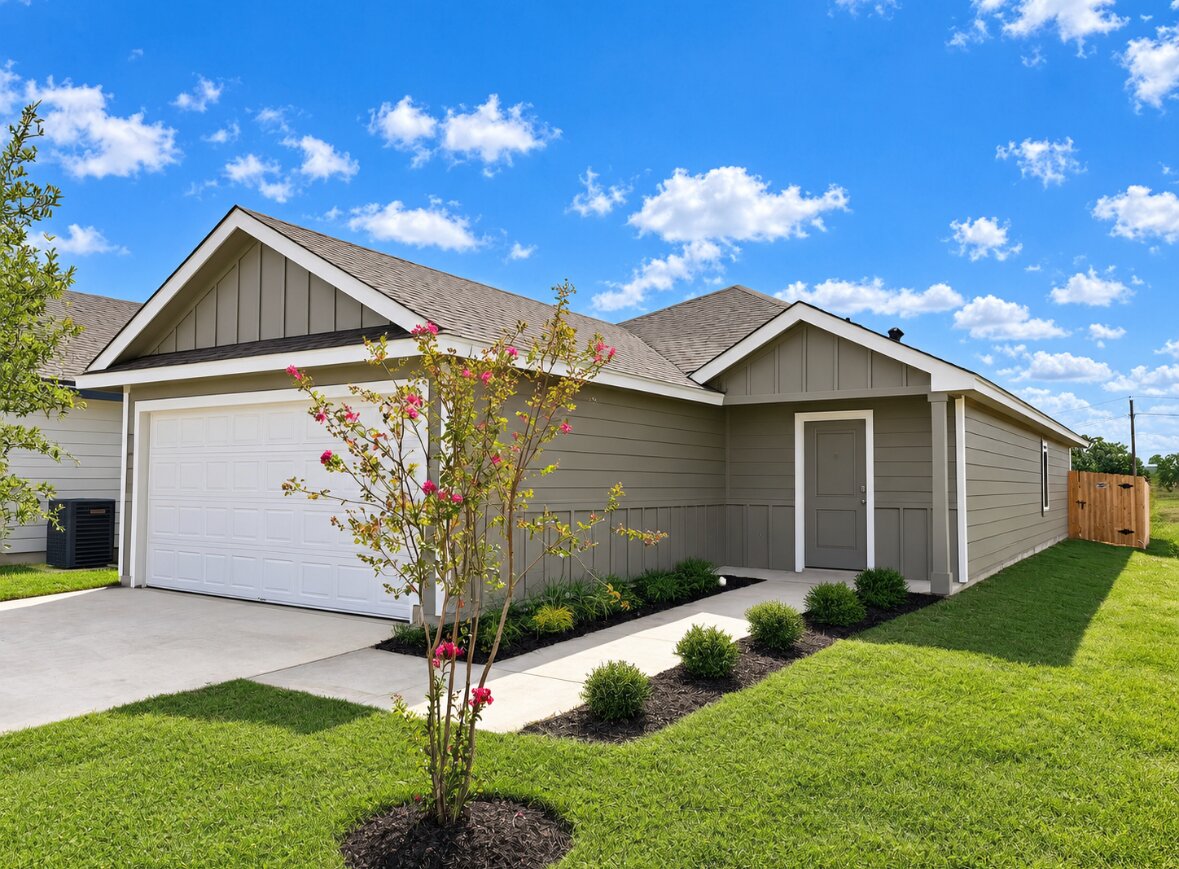 109 Mullins Dr — photo