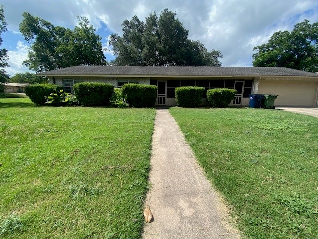 605 E Kerr St E — photo