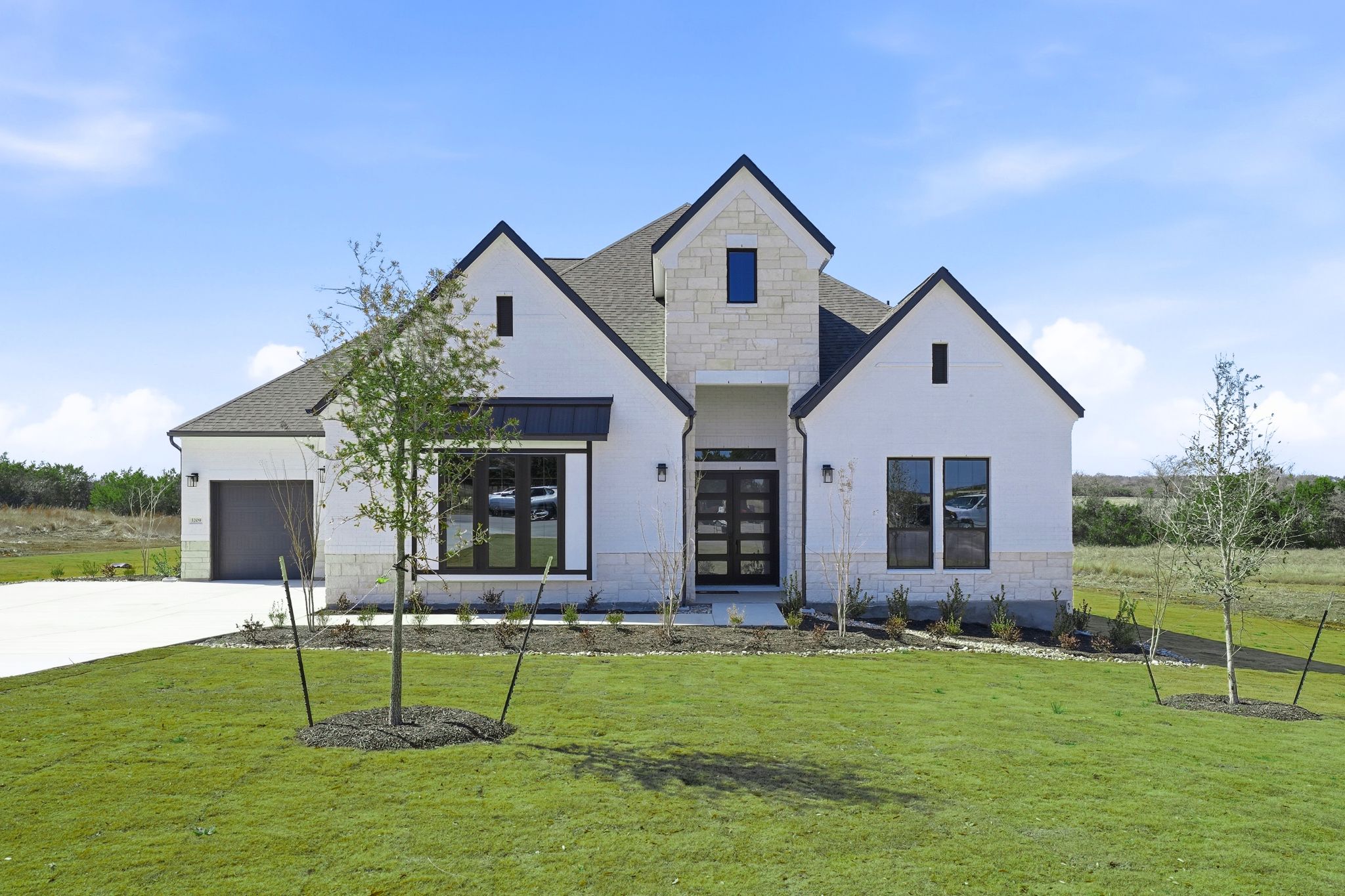 1209 Doelling Dr — photo
