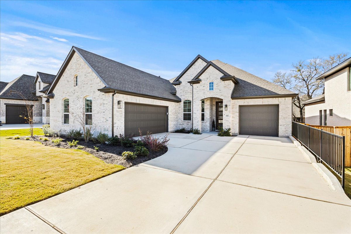 123 Seaside Sparrow Way — photo