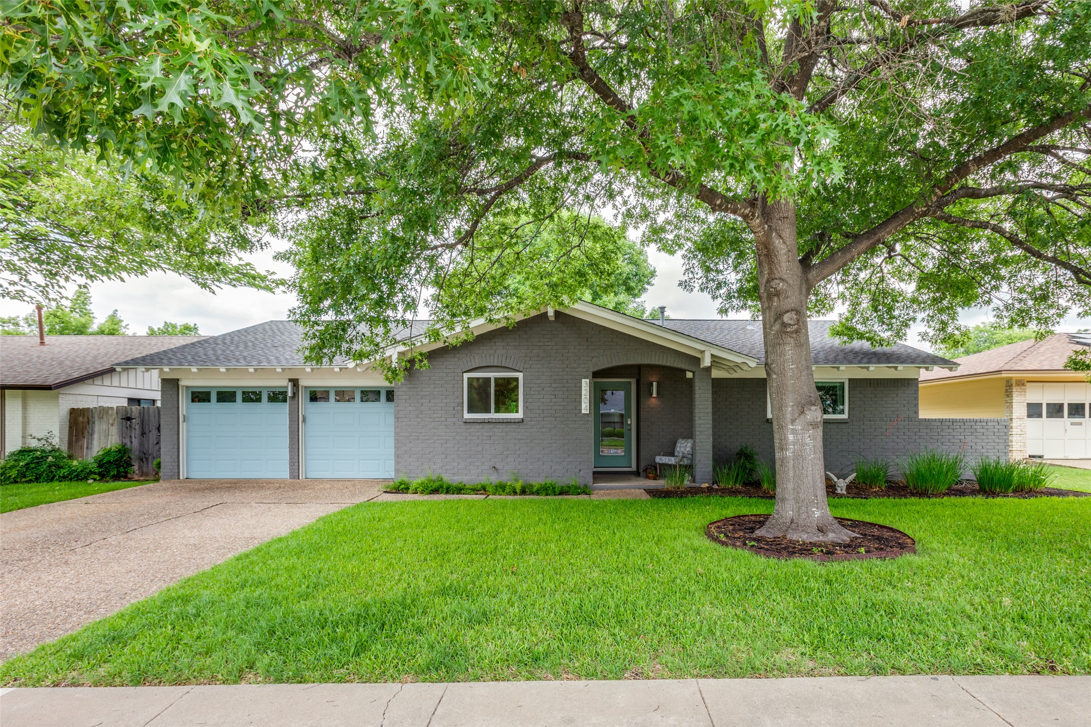 3204 Benbrook Dr — photo