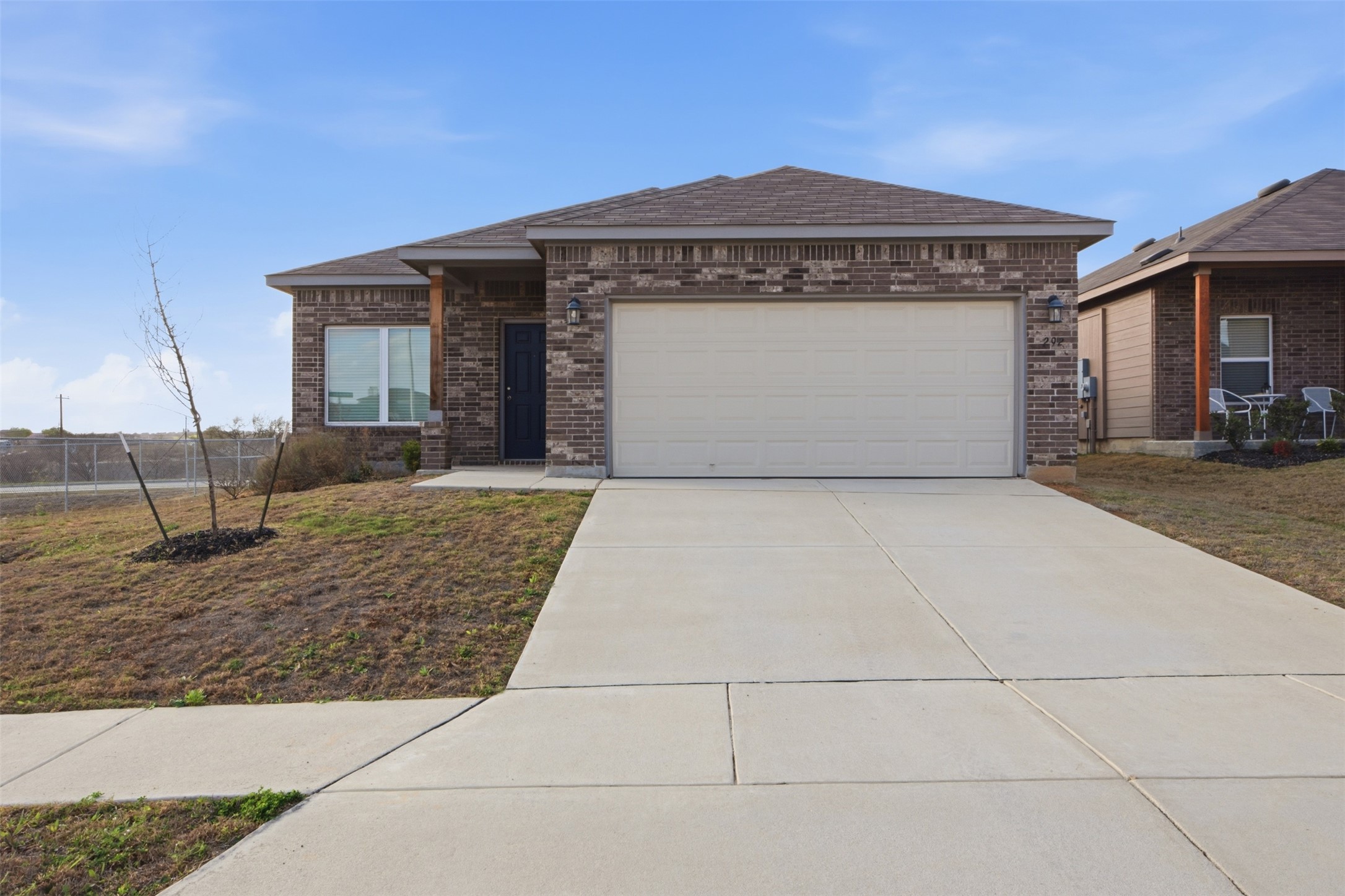 292 Legacy Cir — photo