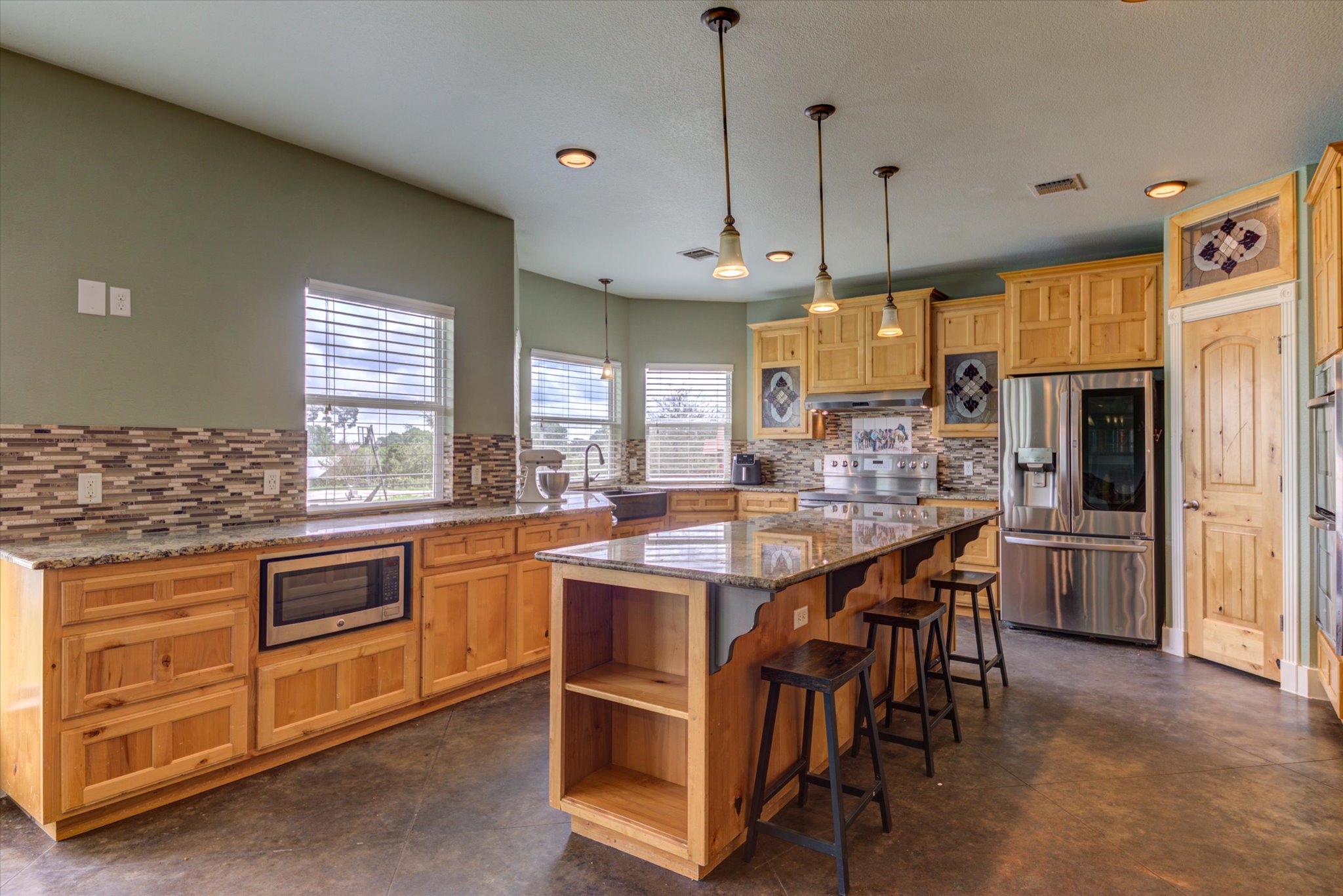 118 Saddle Ct — photo