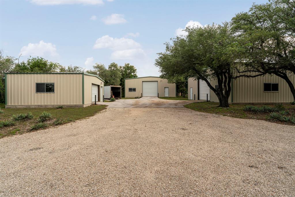 618 CR 156 — photo